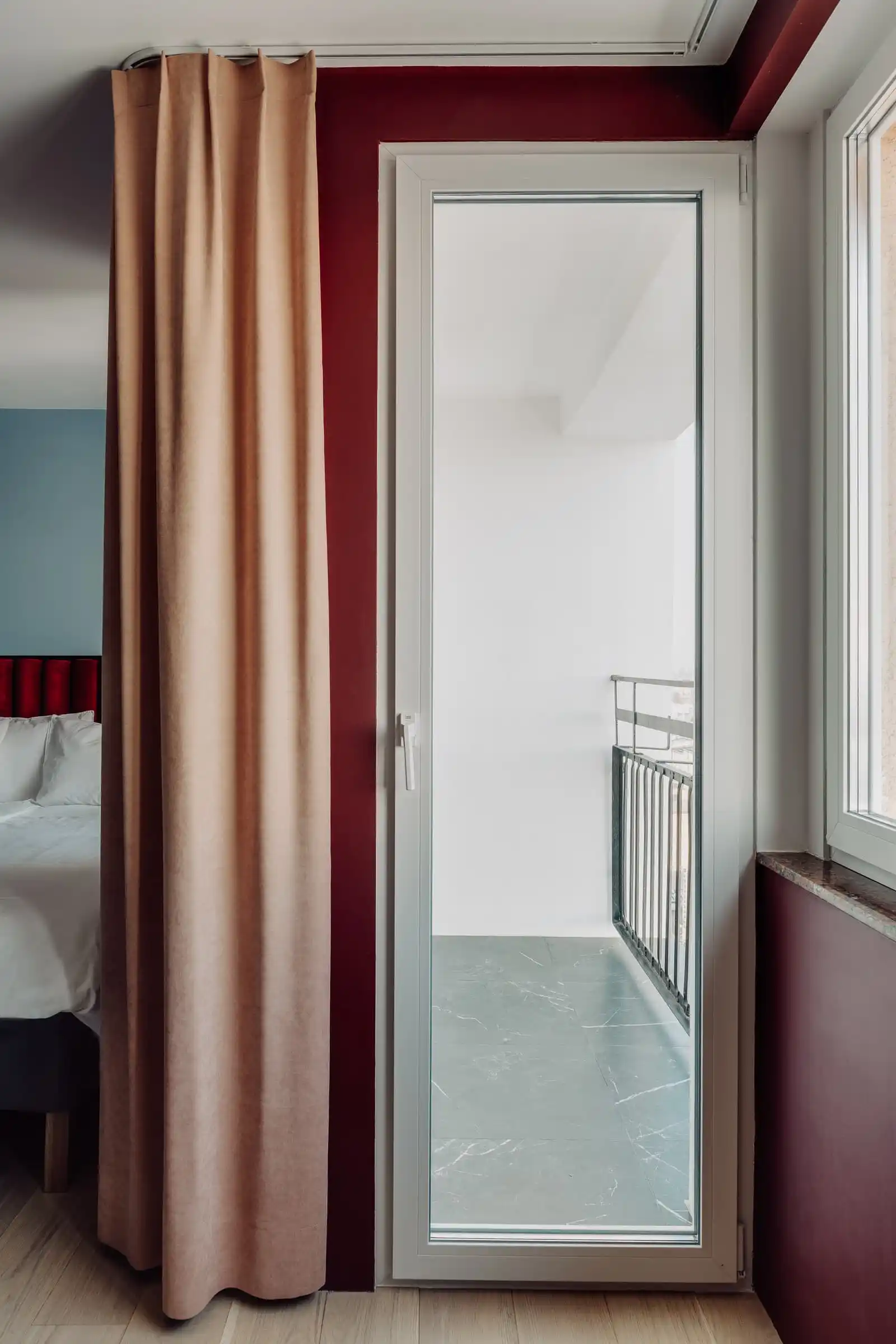 Mistovia-Studio-Katowice-Apartment-Compact-Photo-ONI-Studio-Living-Yellowtrace-23.jpg