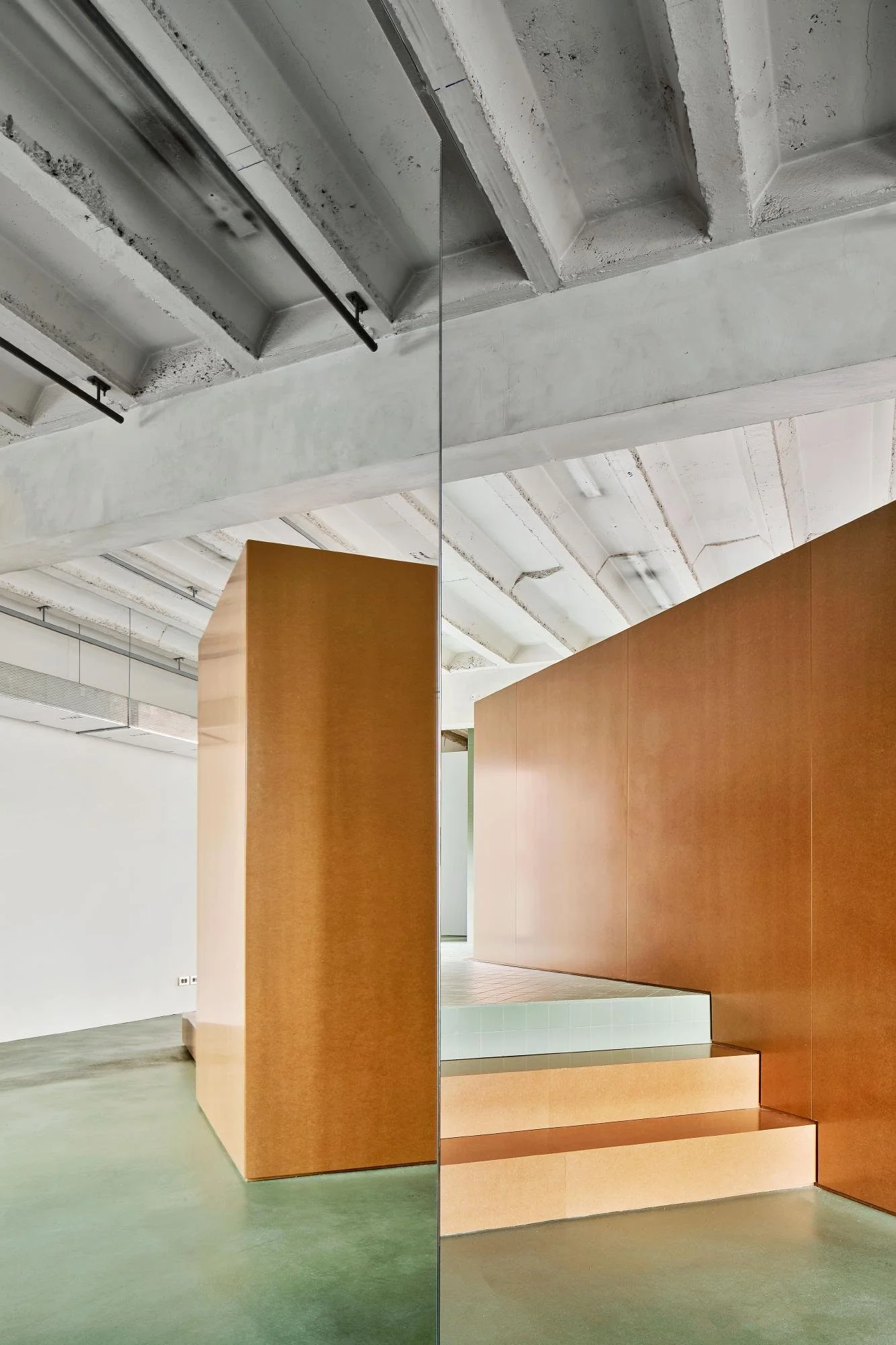 700m2 Apartment | The Radical Project
