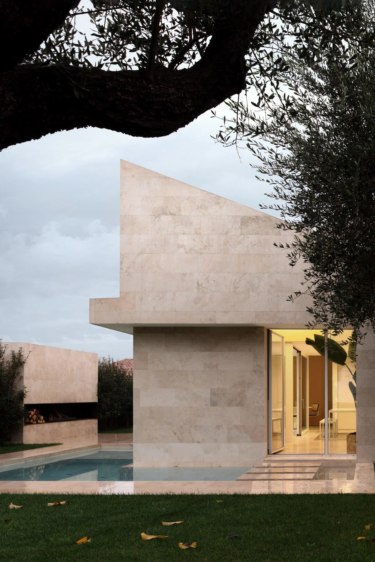 9-I-Stonehouse-I-Fiano-Romano-(RM)-I-2022-I-CarloOriente2022-arcit18.jpg
