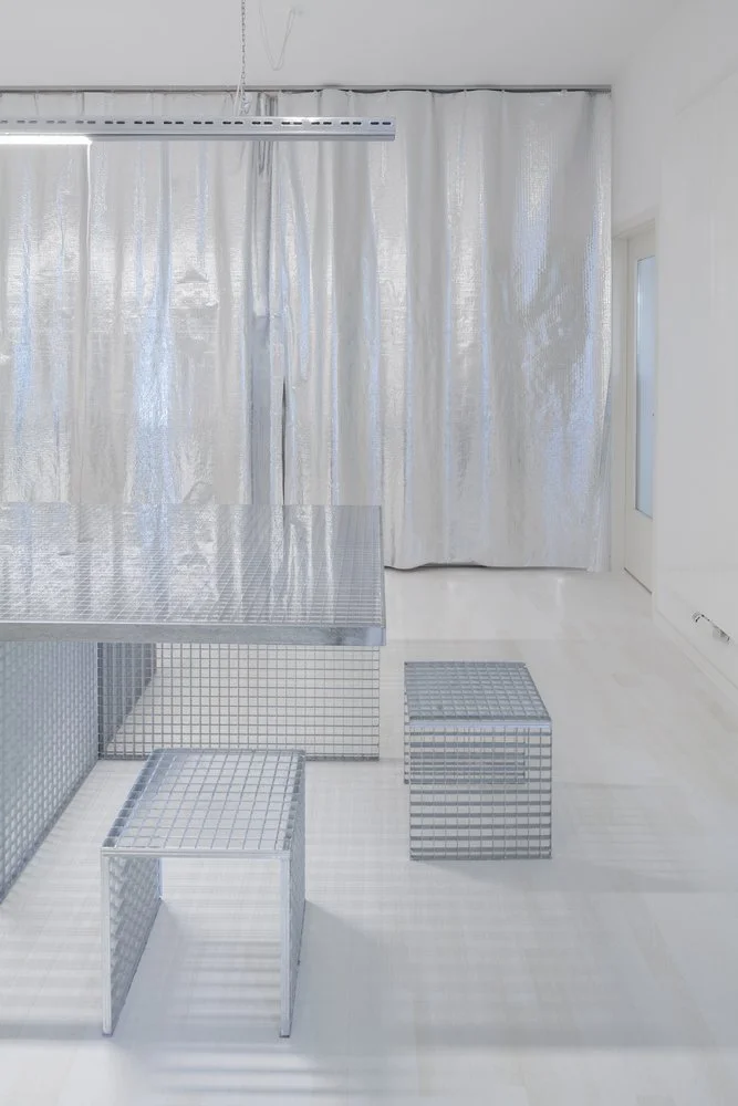 office-with-silvercurtain-buero-wagner_3.jpg