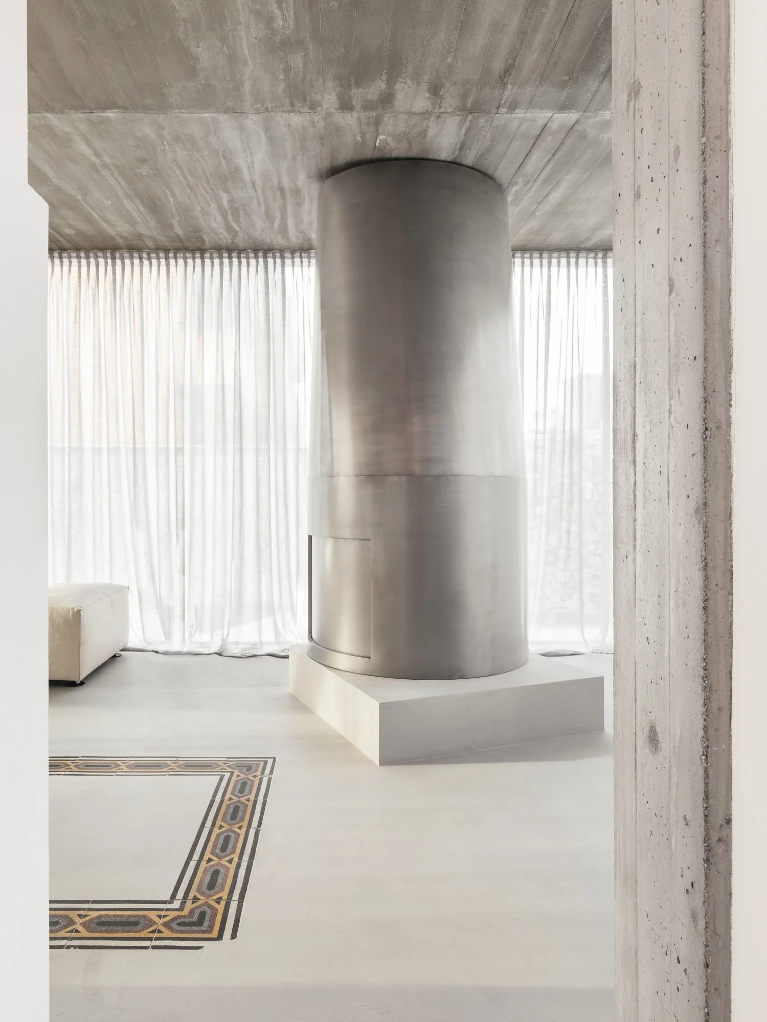 grillovasiu-marco-cappelletti-refurbishment-and-extension-of-a-villa (1).jpg