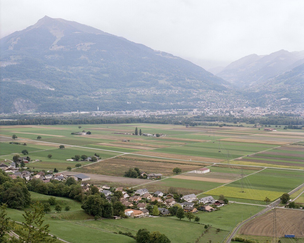 community-housing-in-villy-madeleine-architectes-plus-studio-francois-nantermod_2.jpg