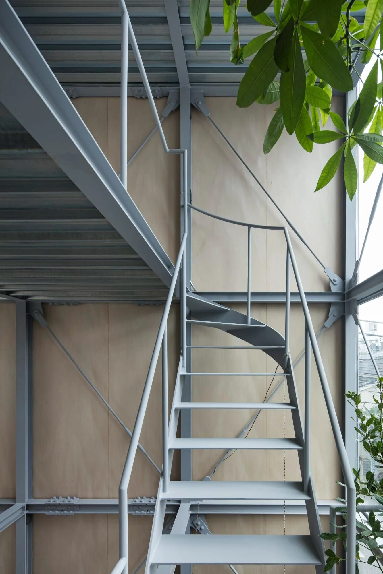 609bcecfa639e2160b52a3f5_thisispaper-jutaku-japan-house-ebisu-no-ie-tetsuo-yamaji-architects-12.jpg