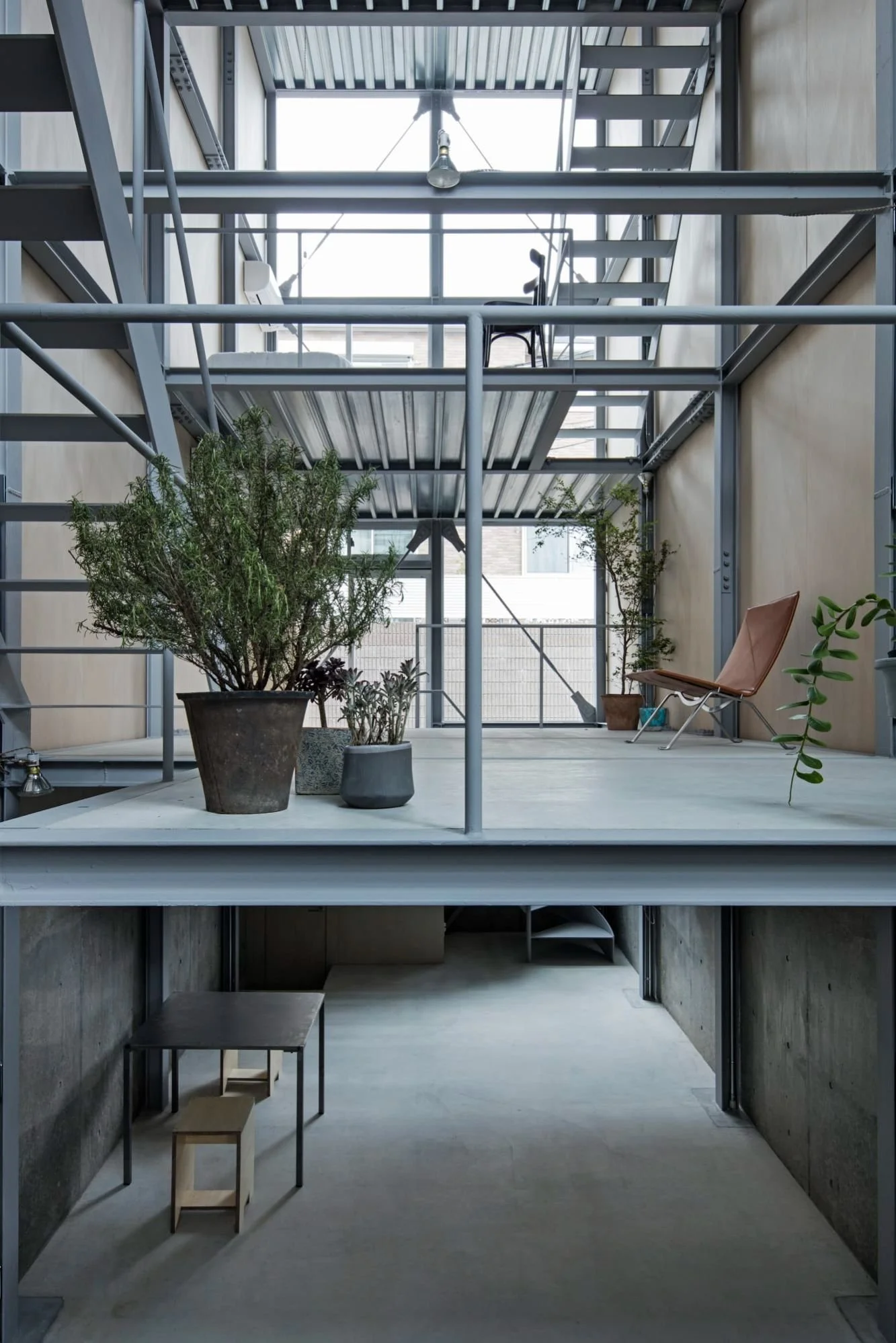 609bced0c1a4335c441c6a9a_thisispaper-jutaku-japan-house-ebisu-no-ie-tetsuo-yamaji-architects-04.jpg