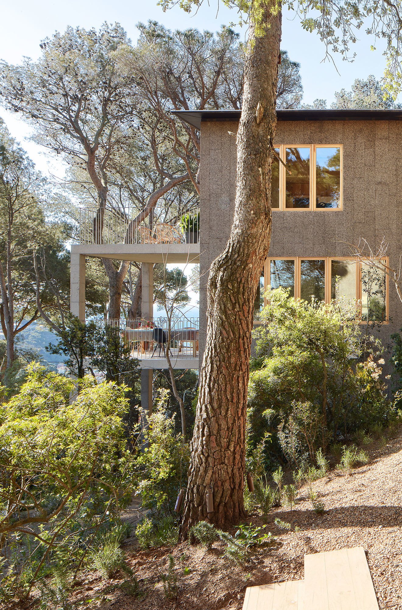 emiliano-lopez-monica-rivera-arquitectos-jose-hevia-two-cork-houses (1).jpg