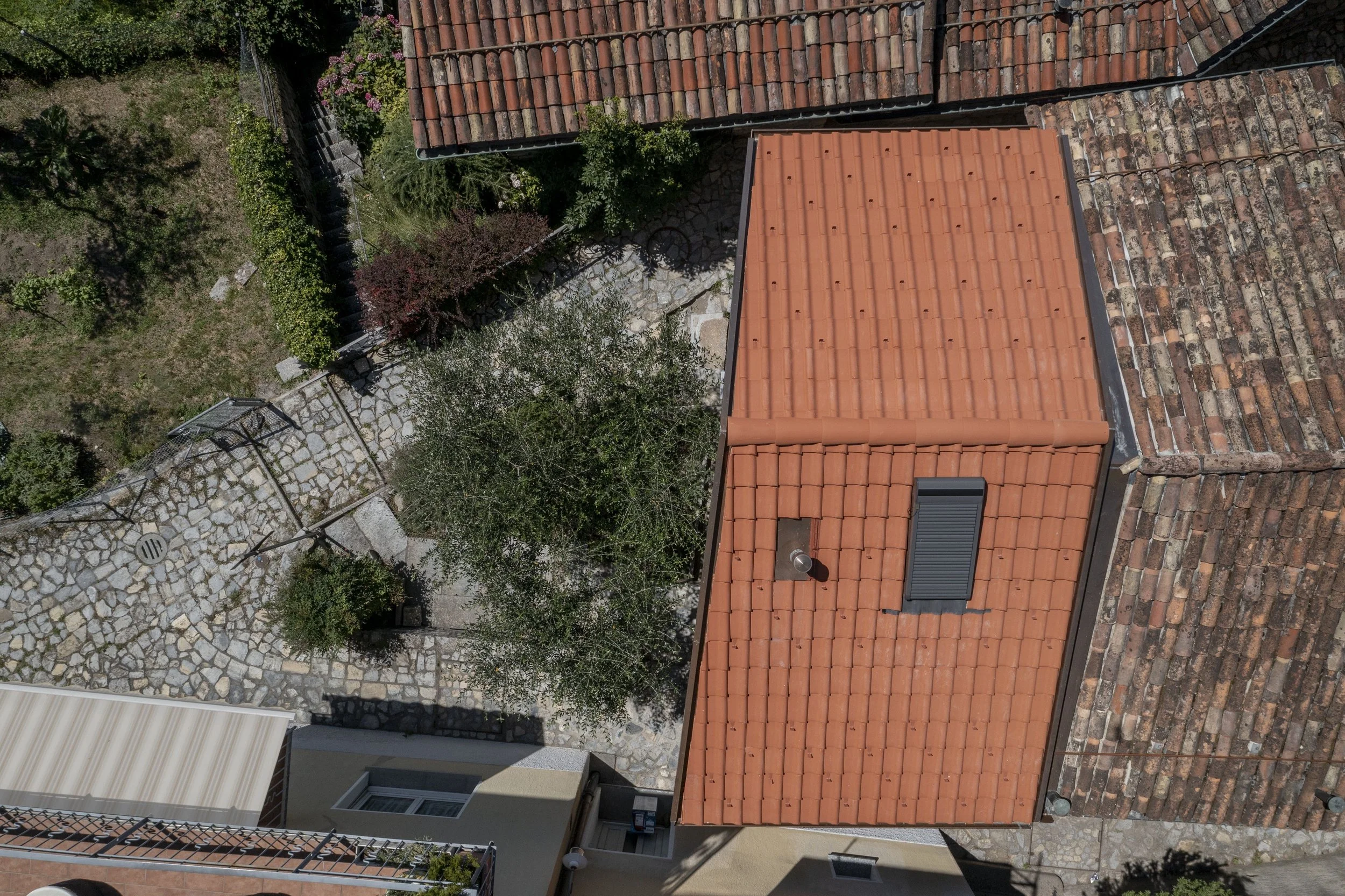 ESassi_Ristrutturazione_Aldesago_Lugano_Foto_MarceloVillada_02.jpg