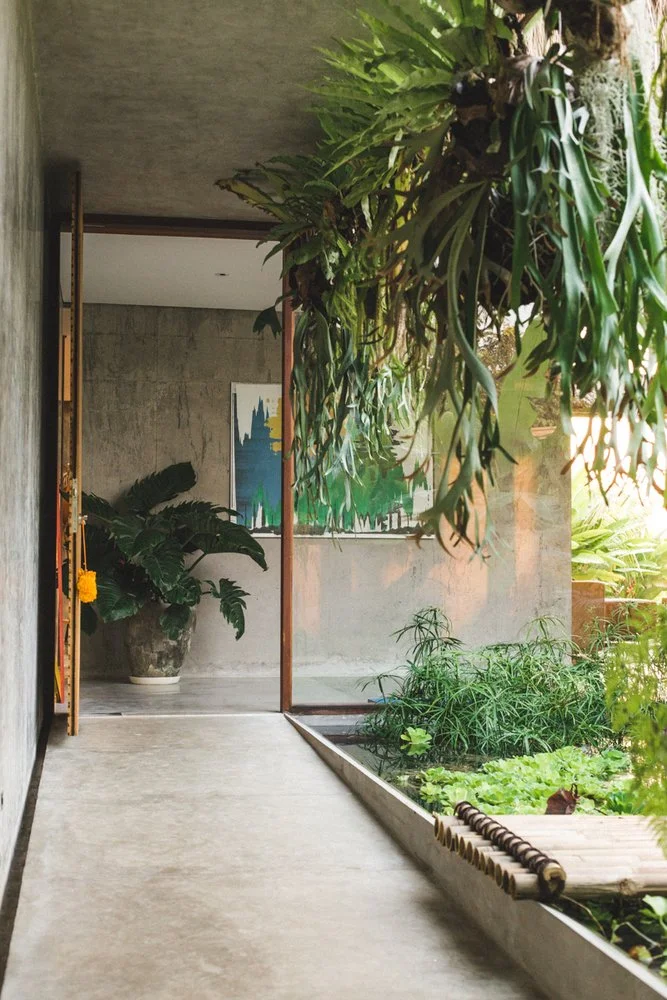 Dan_Mitchell_Residence_-_Entrance_(2_of_5).jpg