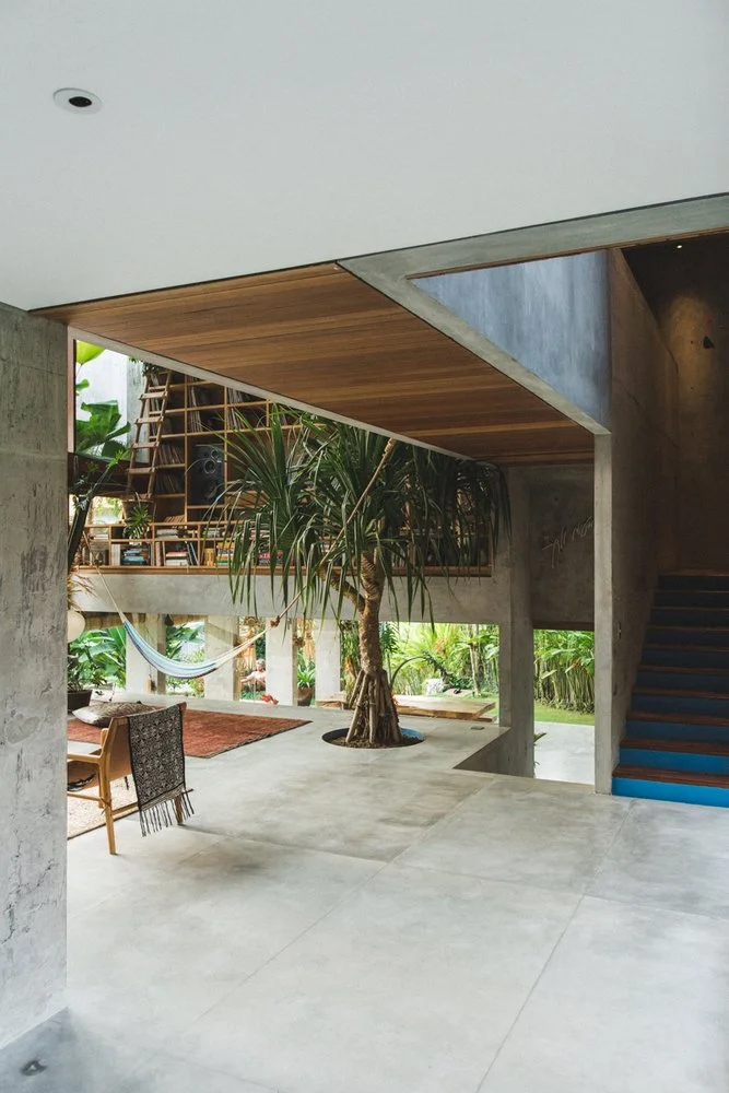 Dan_Mitchell_Residence_-_Living_Room_(1_of_13).jpg