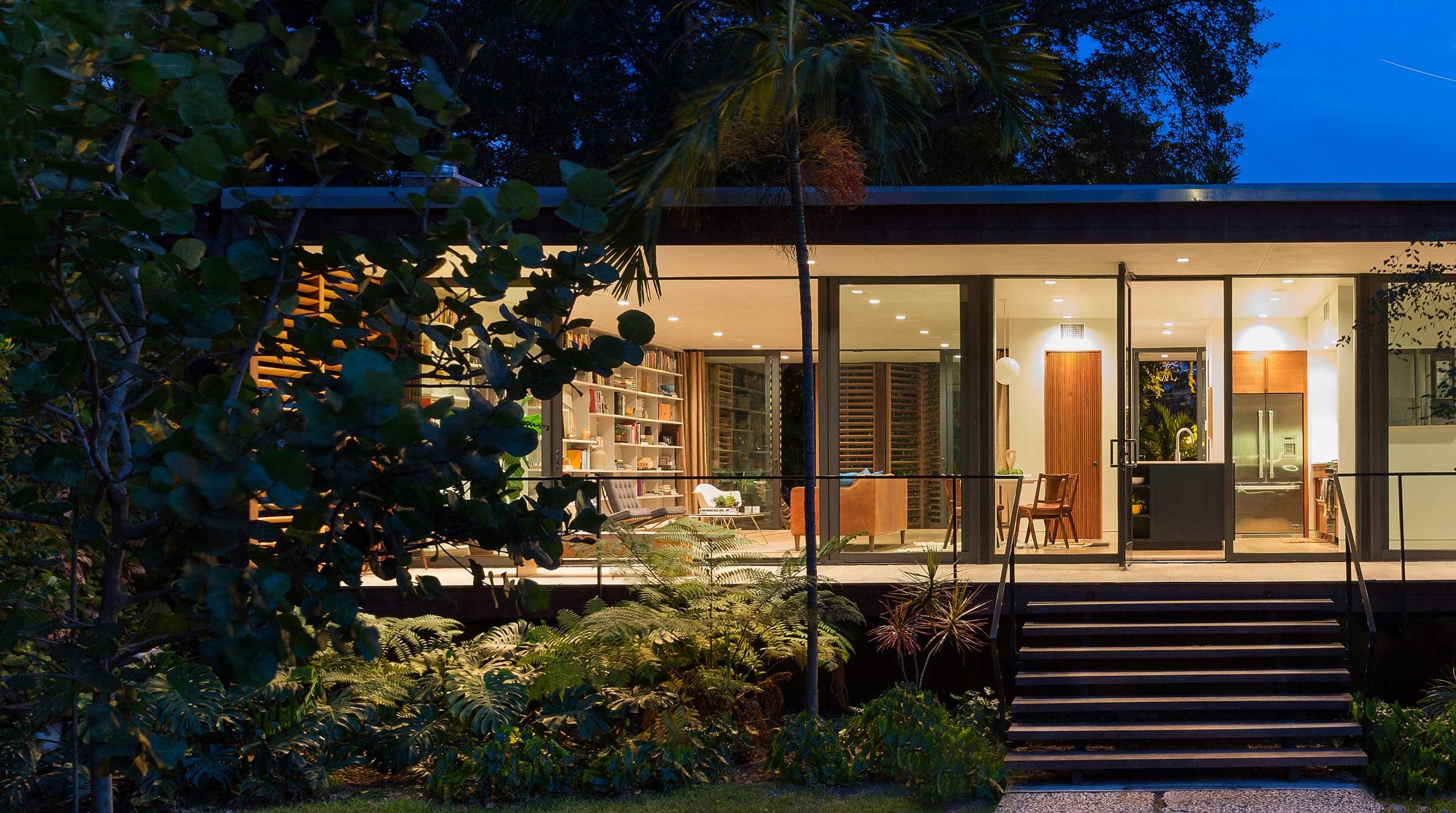 1_View-Looking-Through-House_Claudia-Uribe.jpg