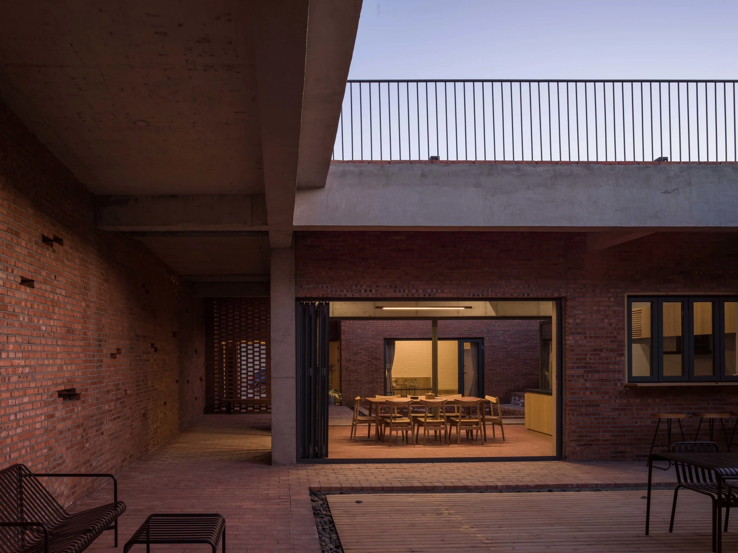 wee-studio-zhu-yumeng-sun-haiting-zhan-yuan-courtyard-house-for-gazing (5).jpg