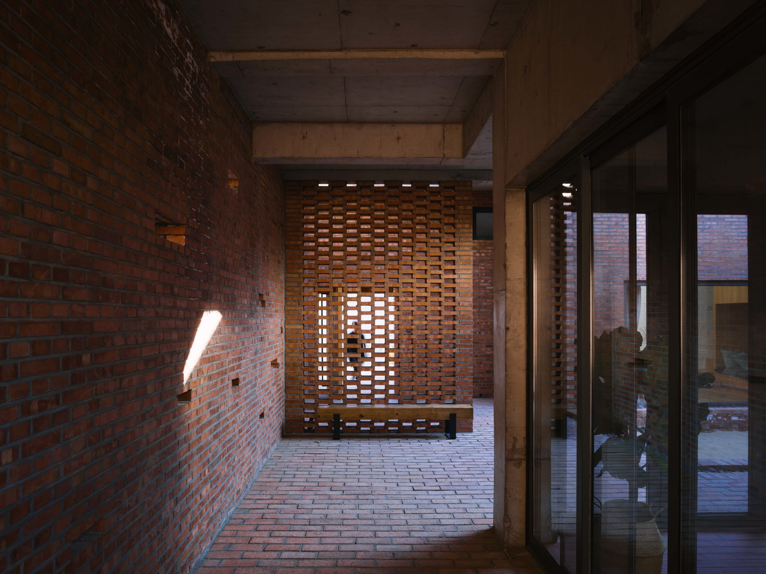 wee-studio-zhu-yumeng-sun-haiting-zhan-yuan-courtyard-house-for-gazing (8).jpg