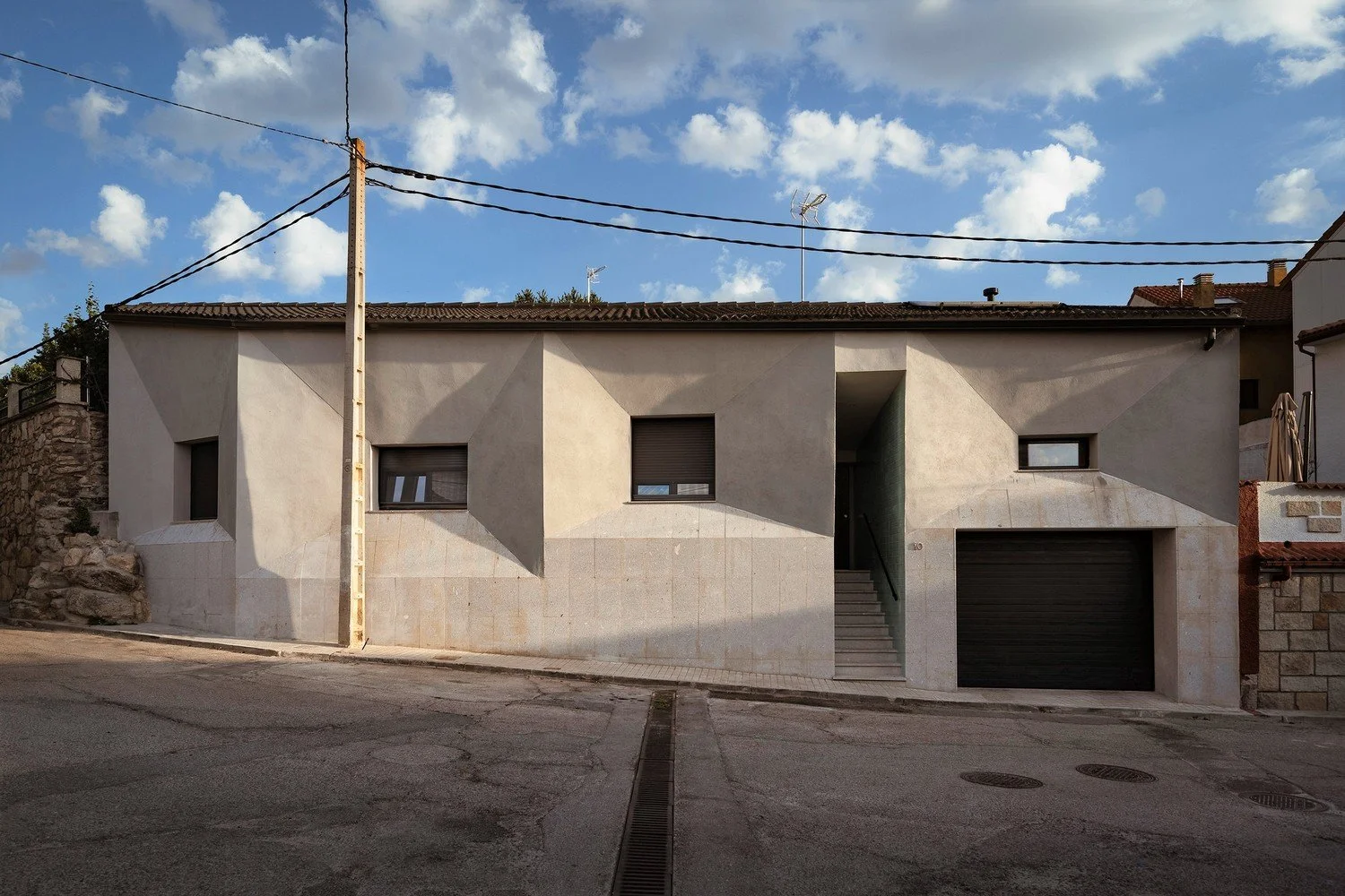 OOIIO_Arquitectura_Casa_BUS_01.jpg