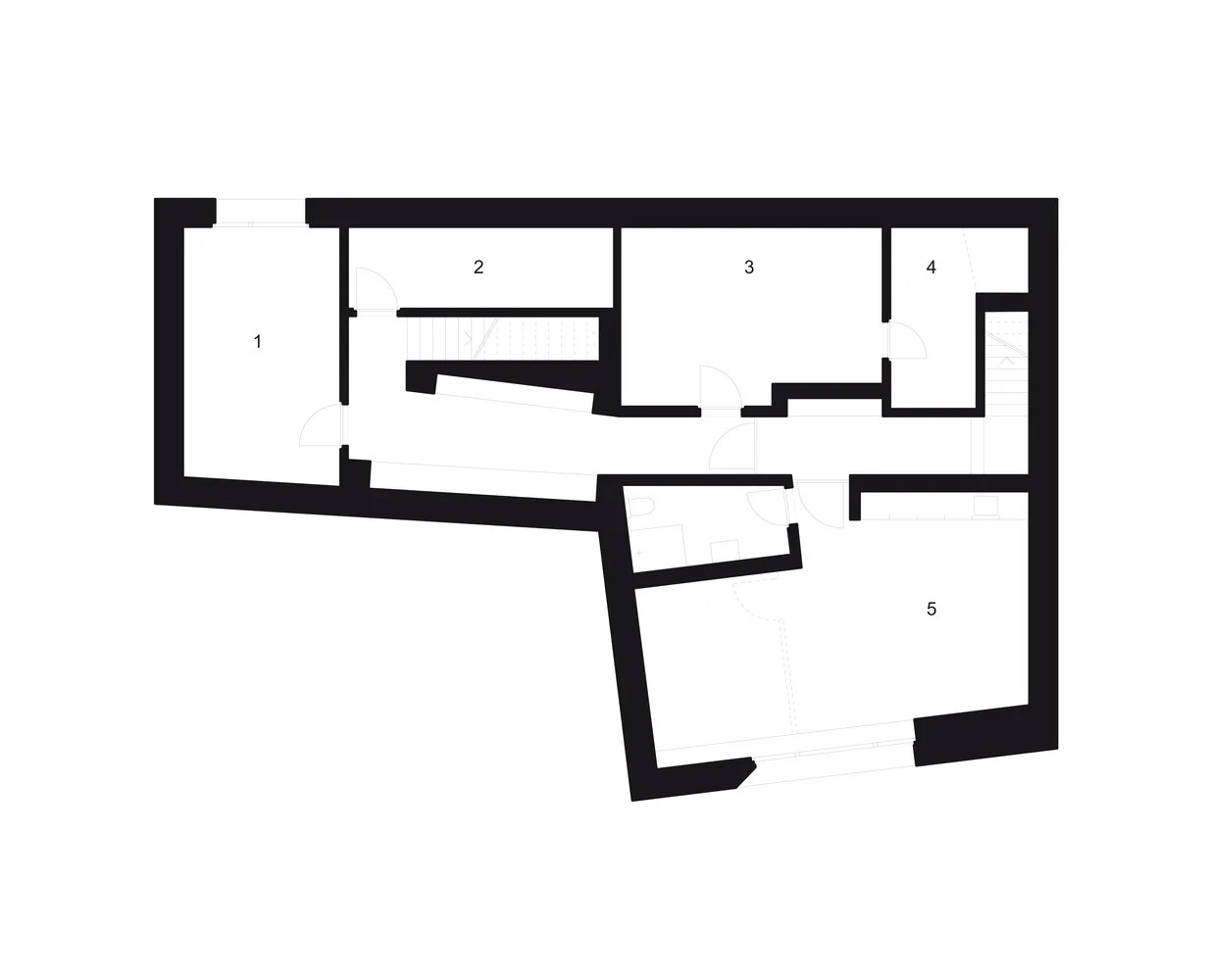 KREN_Architektur_Trovatello_Untergeschoss_1_200_beschriftet.jpg
