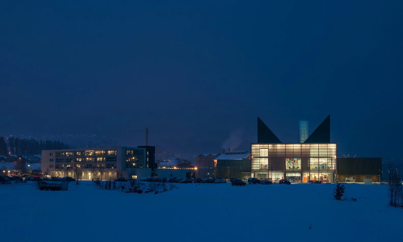 EXTERIOR-3.jpg