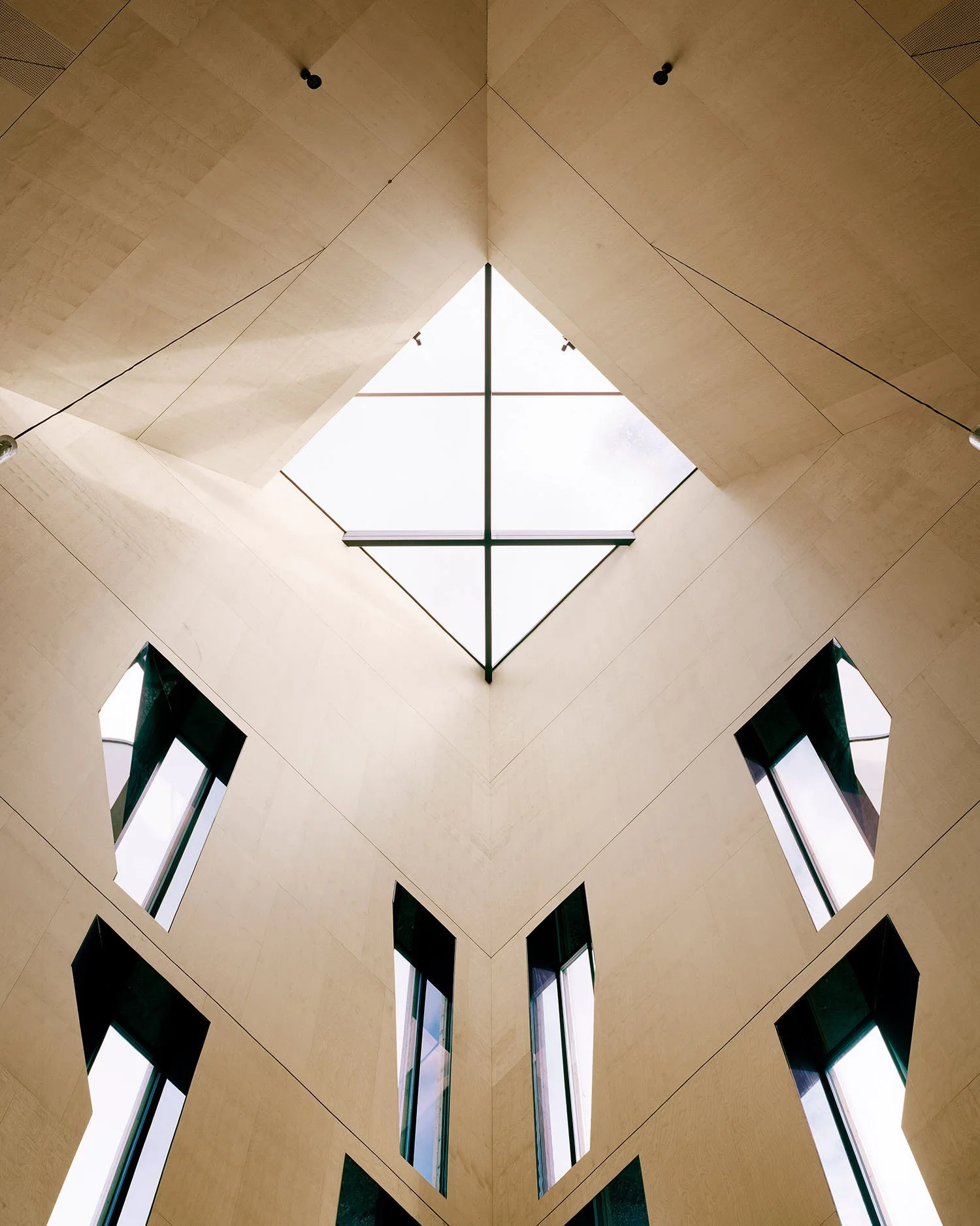 5ed7b5335da1a44db0c01322_thisispaper_sacral_valer-kirke-espen-surnevik-norway-church-architecture-timber-_thisispaper_2364_col_17.jpg
