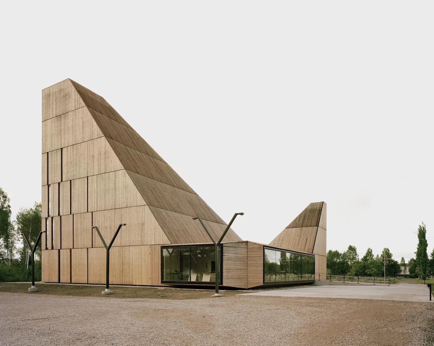 5ed7b5375a5d290853f7db11_thisispaper_sacral_espen-surnevik-vler-kirke-06.jpg