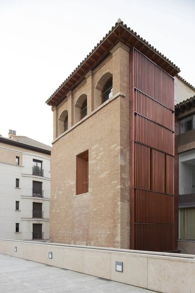 5060ff8528ba0d78a70001de_refurbishment-of-the-west-tower-in-huesca-city-hall-acxt_archivo_huesca_ext_09-jpg.jpg