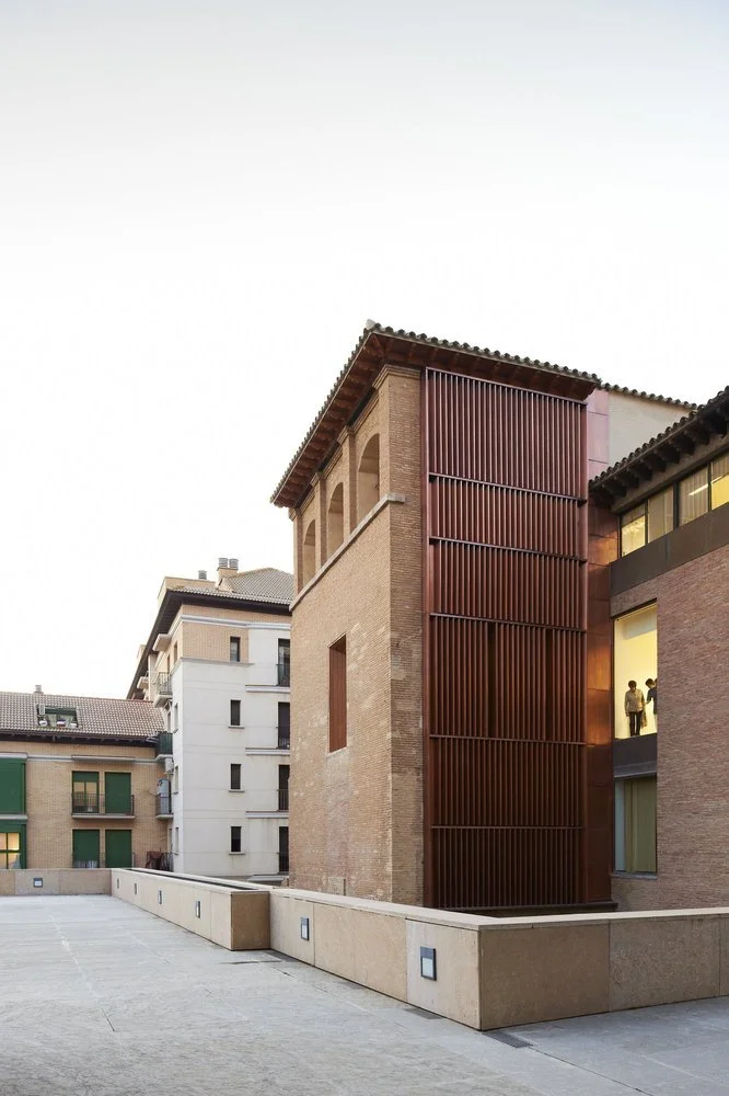 5060ff9028ba0d78a70001df_refurbishment-of-the-west-tower-in-huesca-city-hall-acxt_archivo_huesca_ext_10-jpg.jpg