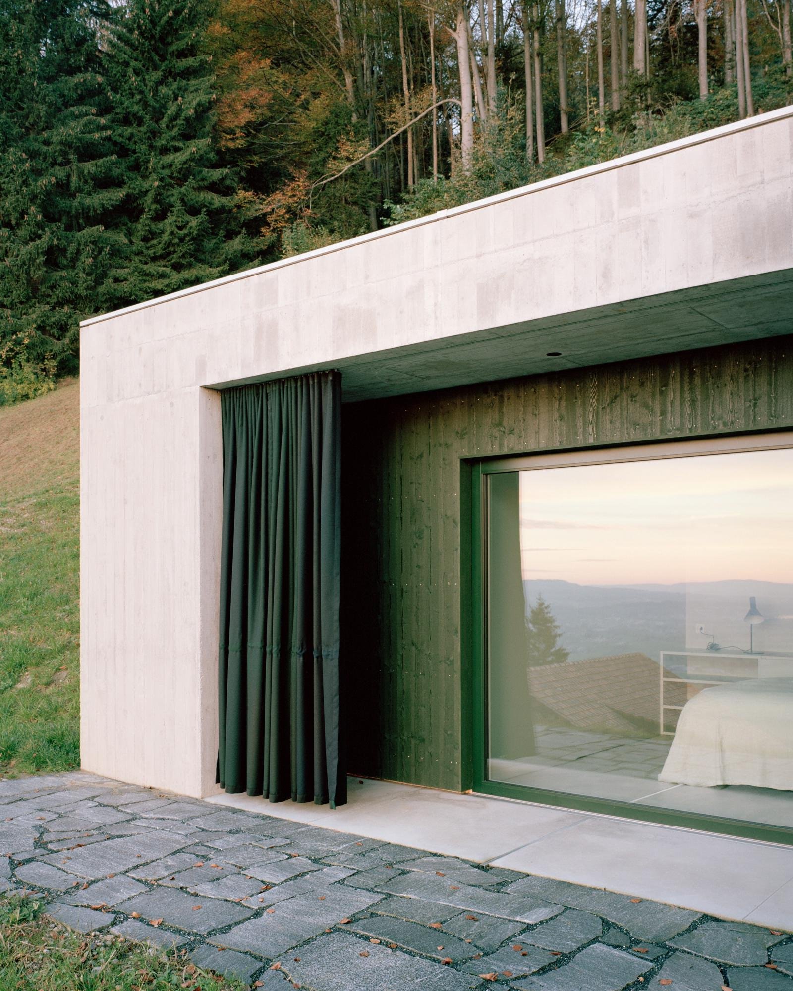 daisy-jacobs-kollektiv-marudo-rory-gardiner-cross-house (9).jpg