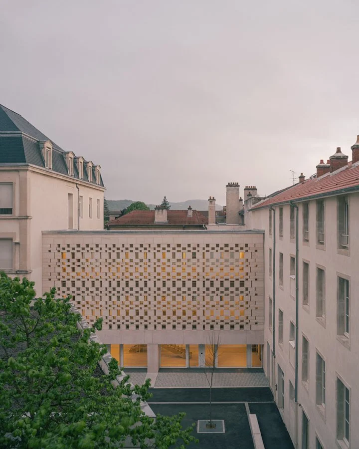 01 - Restructuration - Campus Carnot-Ravinelle - Nancy © Charly Broyez_INSTA.jpg