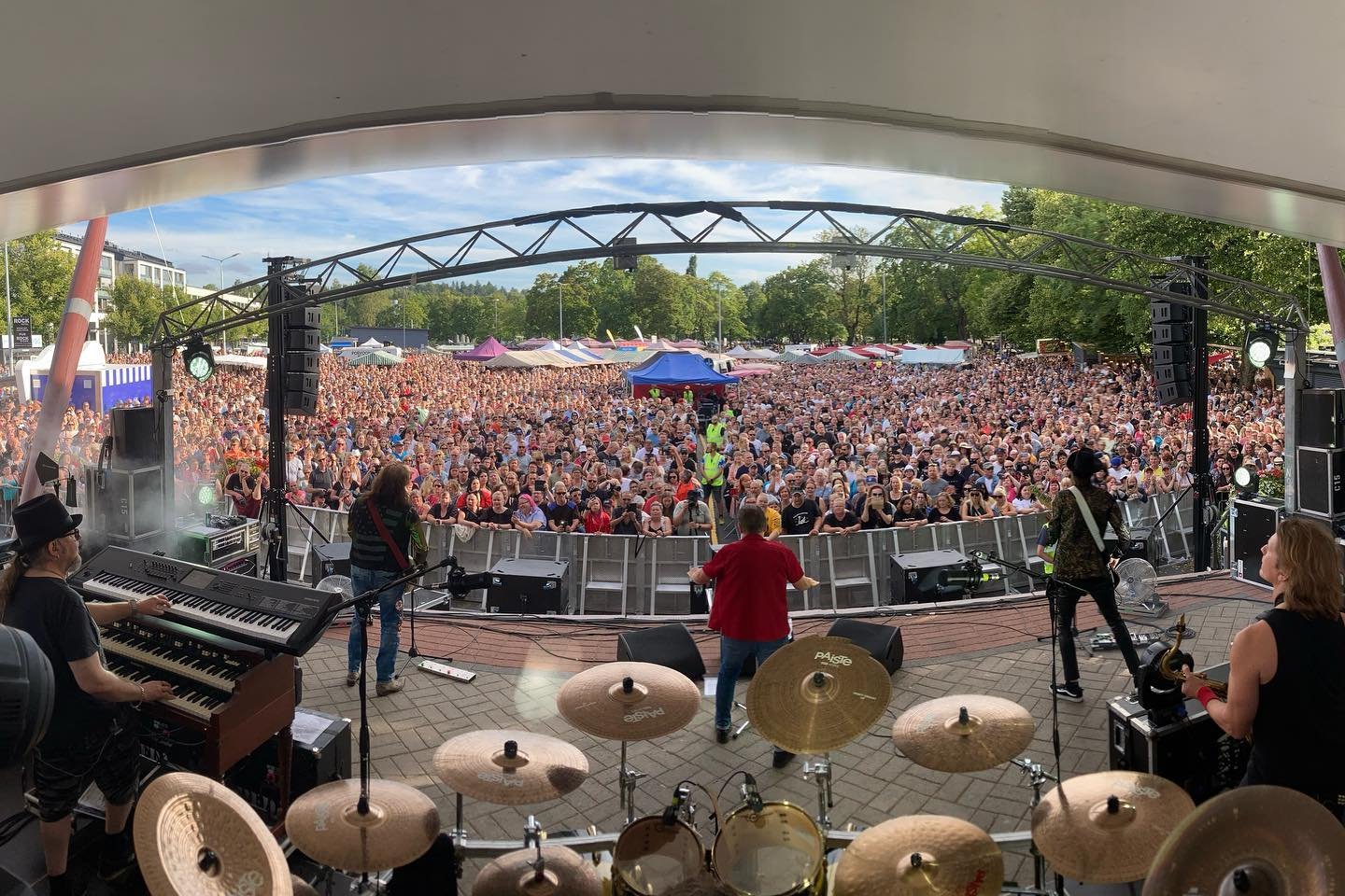 Salon iltatori, esiintyjät iltatorilla 2026