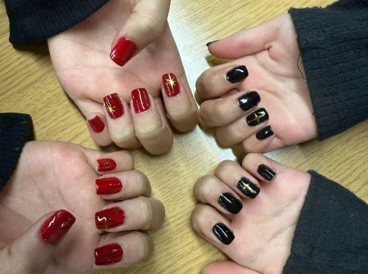 Hair and Nail Club 8