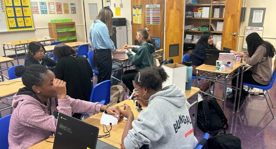 Hair and Nail Club 3