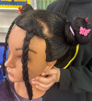 Hair and Nail Club 1