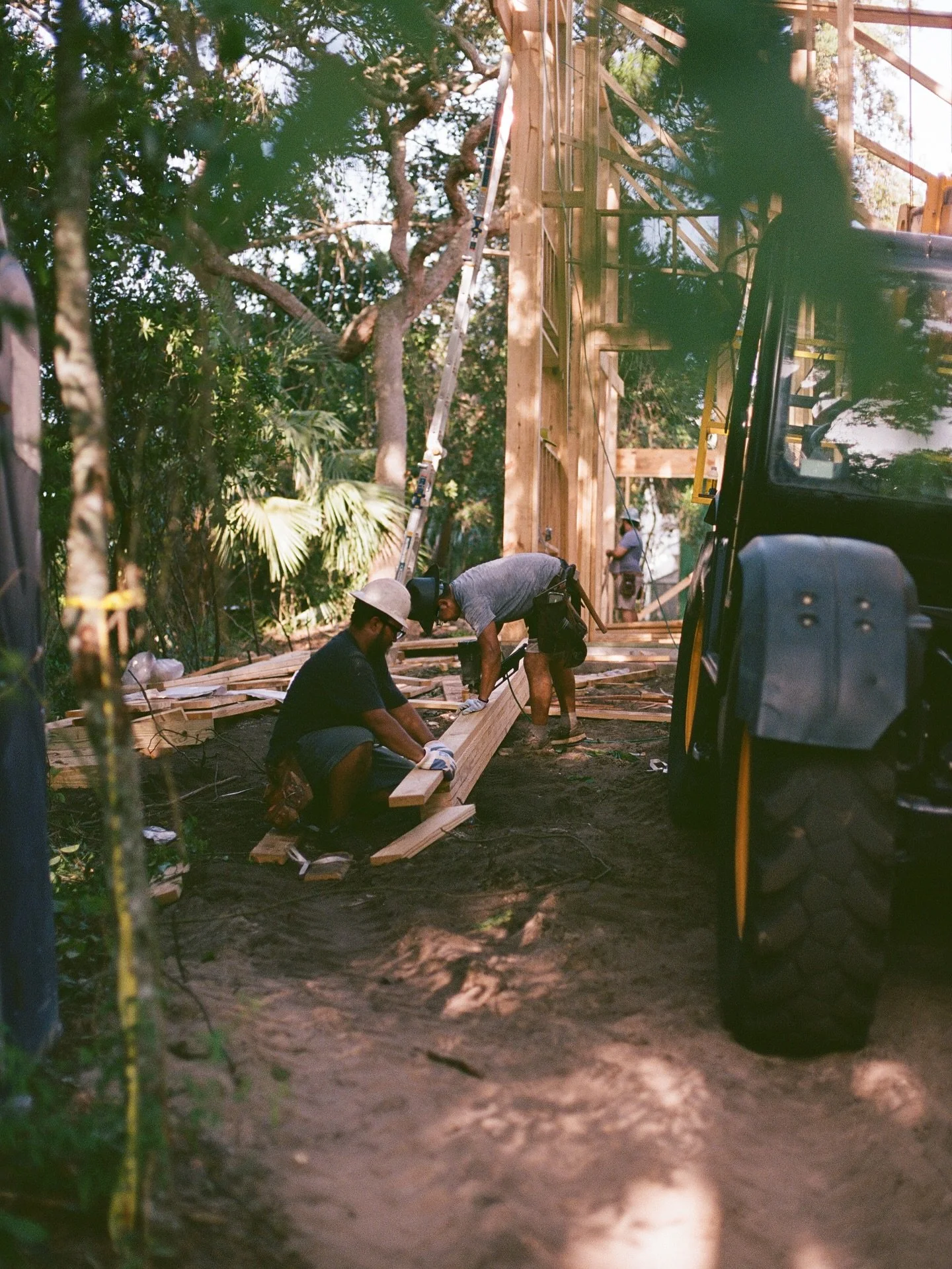 Framers hard at work on our Oleander project.