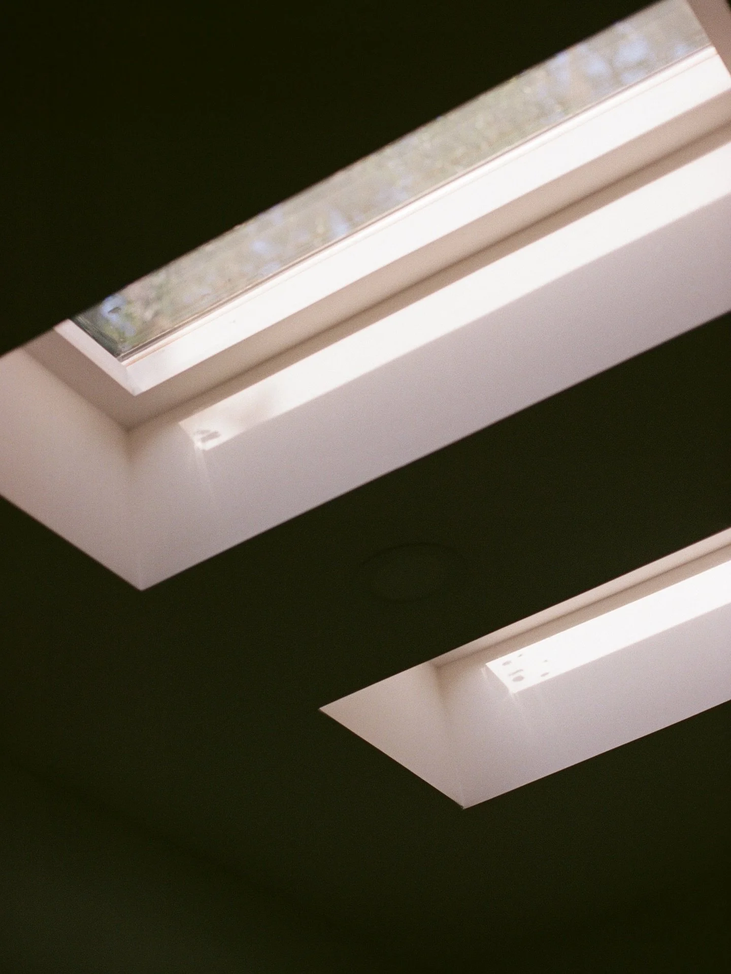 This pairing of skylights was designed to elevate your dining table. Whether letting the light flood in during the day or providing a view of the stars at night, it&rsquo;s a welcome addition to any home.