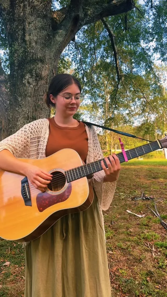 Oh to have a faith as strong as she had. This was the verse my grandad would quote, and the story he would tell us when he was diagnosed with cancer, and it’s stuck with me all these years.
Mark 5:24-34
#jesus #newmusic #faithingod #praisingth