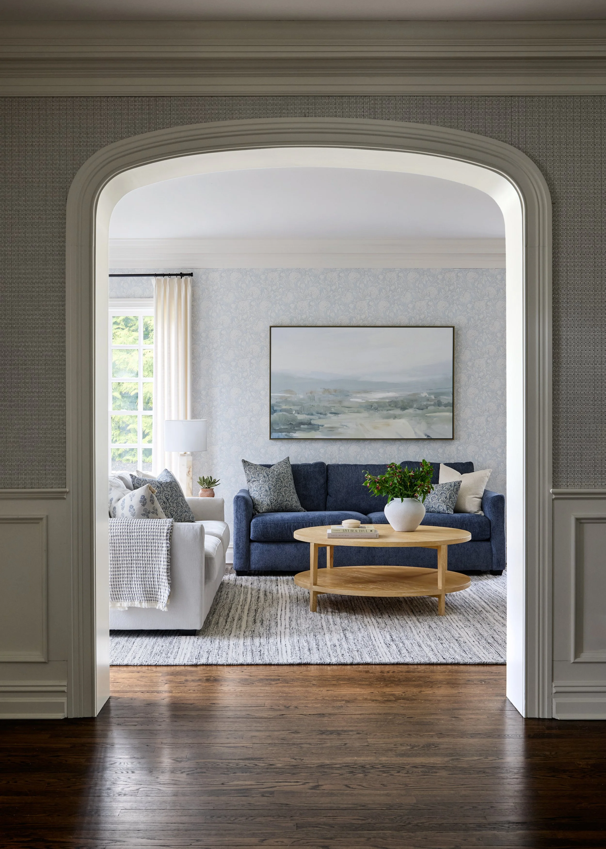 013_sittingroom_207.jpg