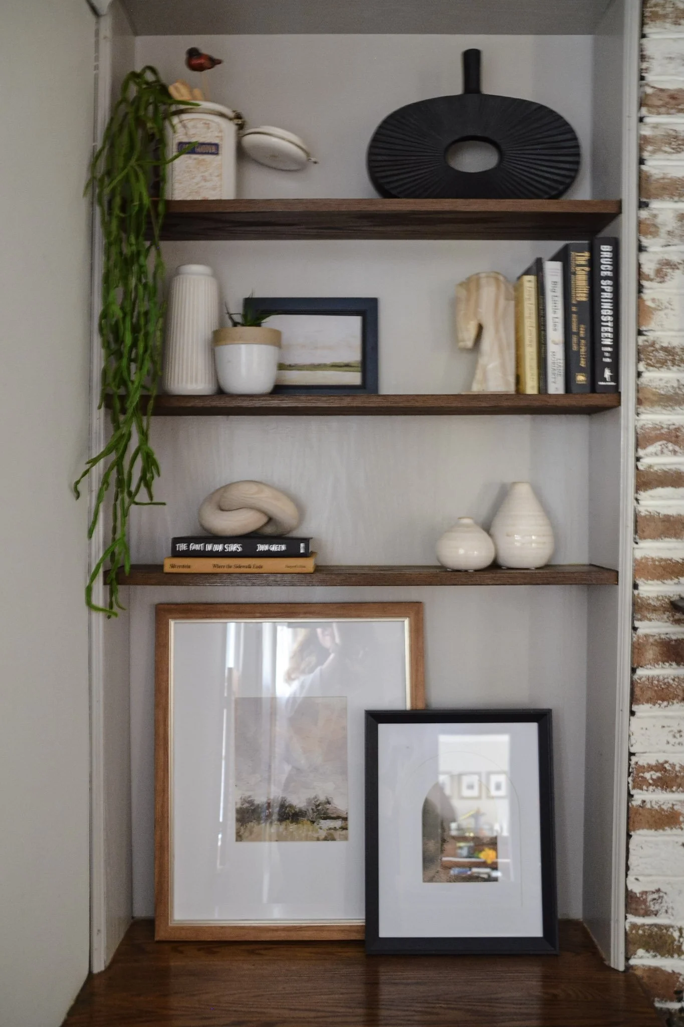 Fireplace Room (vert).jfif