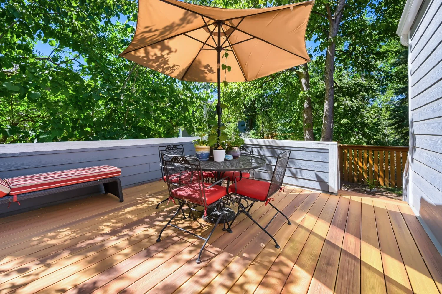 2710 Winding Trail Drive deck