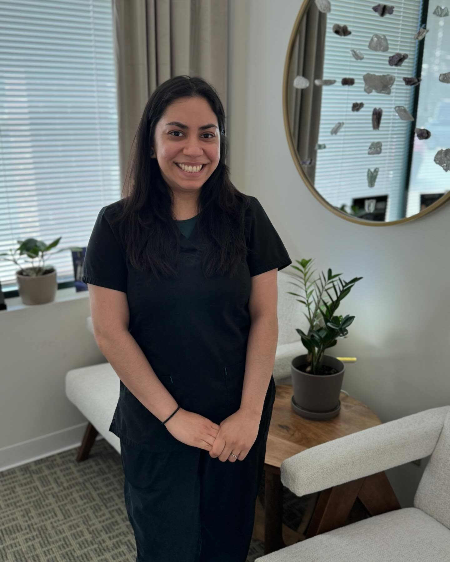 Meet our massage therapist Allison! Allison had been with Harmony Falls for a few months now and has gotten nothing but raving reviews. With a background in spas and clinical massage Allison is able customize a massage for every client! Book your mas