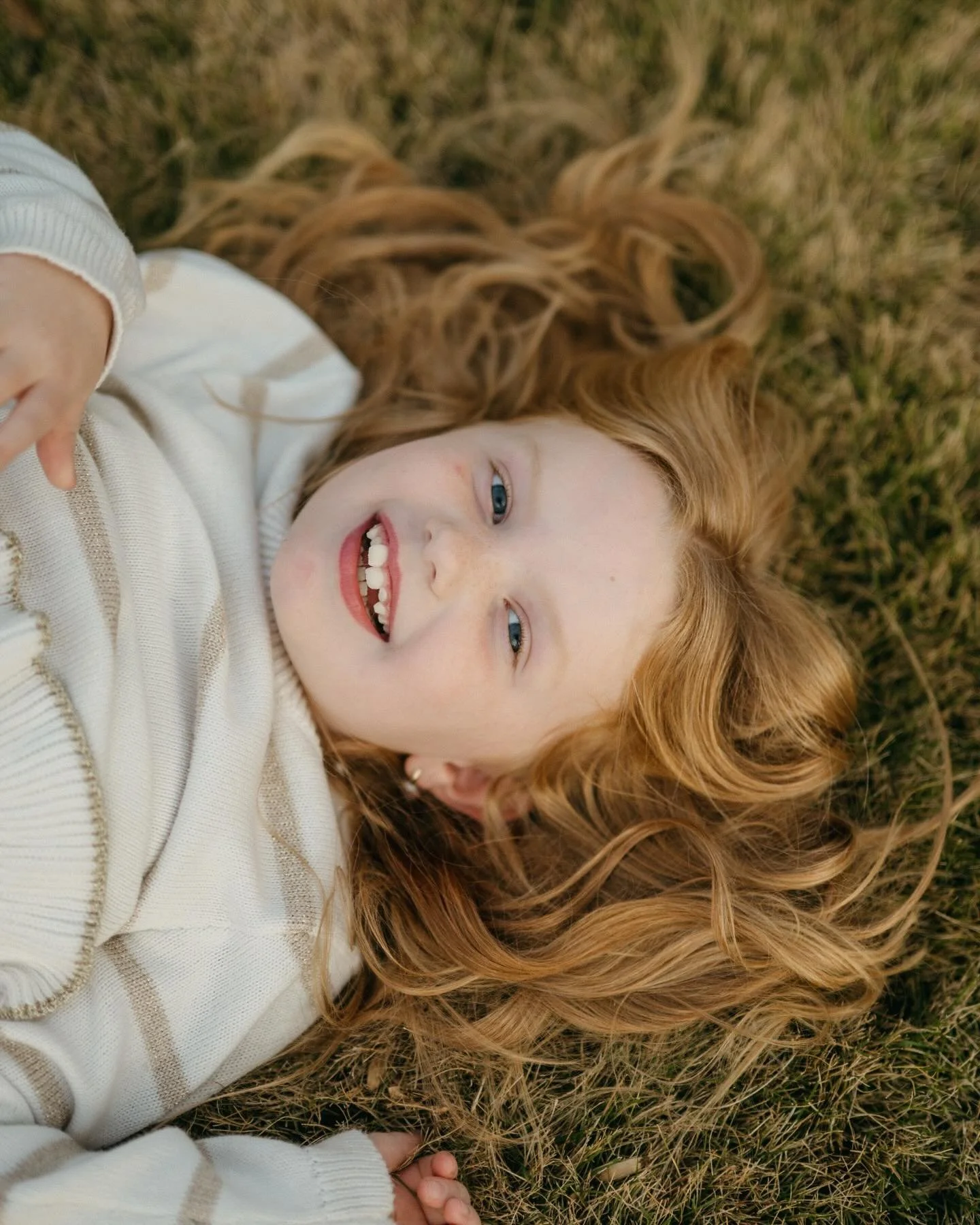 Take this as a sign to include your pets in your family portraits 🤍

#atlantafamilyphotographer #documentaryfamilyphotography #family