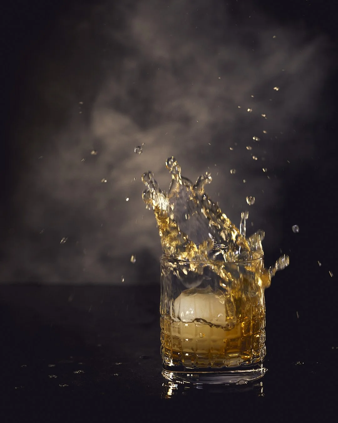 West Bottoms Whiskey Co., Photography, Photograph, Product, eCommerce, still life, content studio, imaging, images, retouching, production, marketing, advertising, GIF, photo shoot, photo studio, food and beverage, food photography, beverage photogra