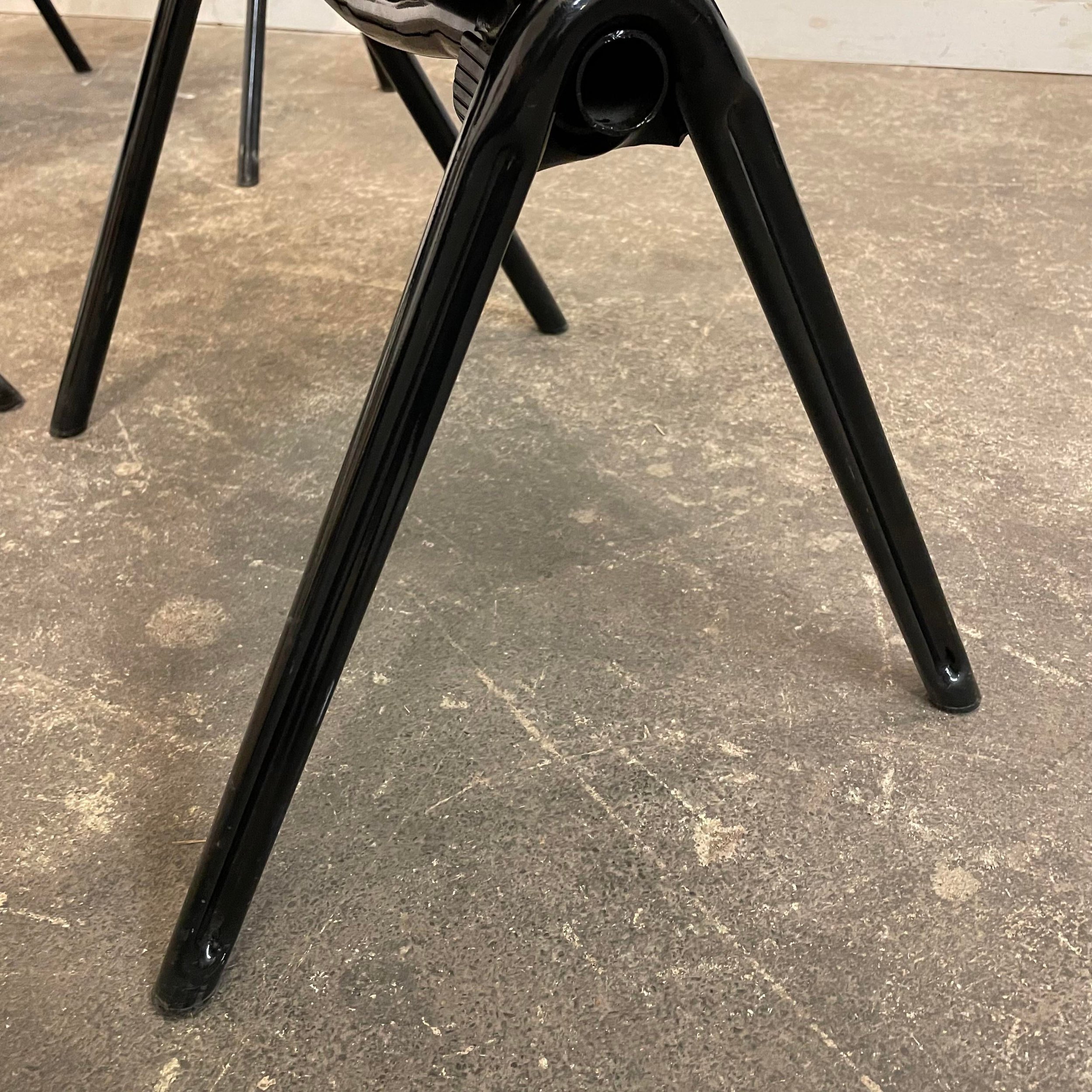 one-vertabra-arm-chair-by-giancarlo-piretti-italian-post-modern-design-2648.jpeg