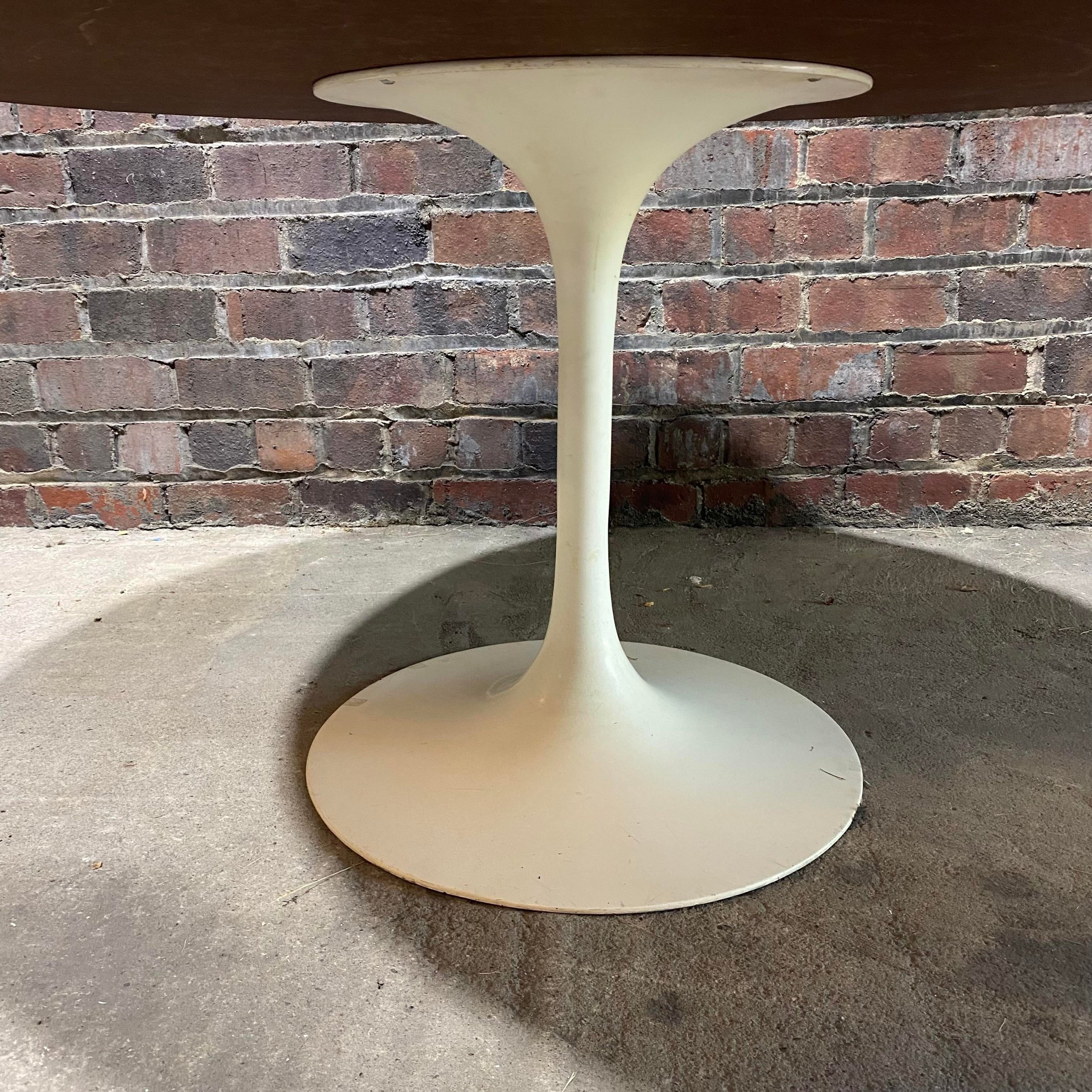 mid-20th-century-burke-tulip-style-dining-set-5-pieces-1245.jpeg