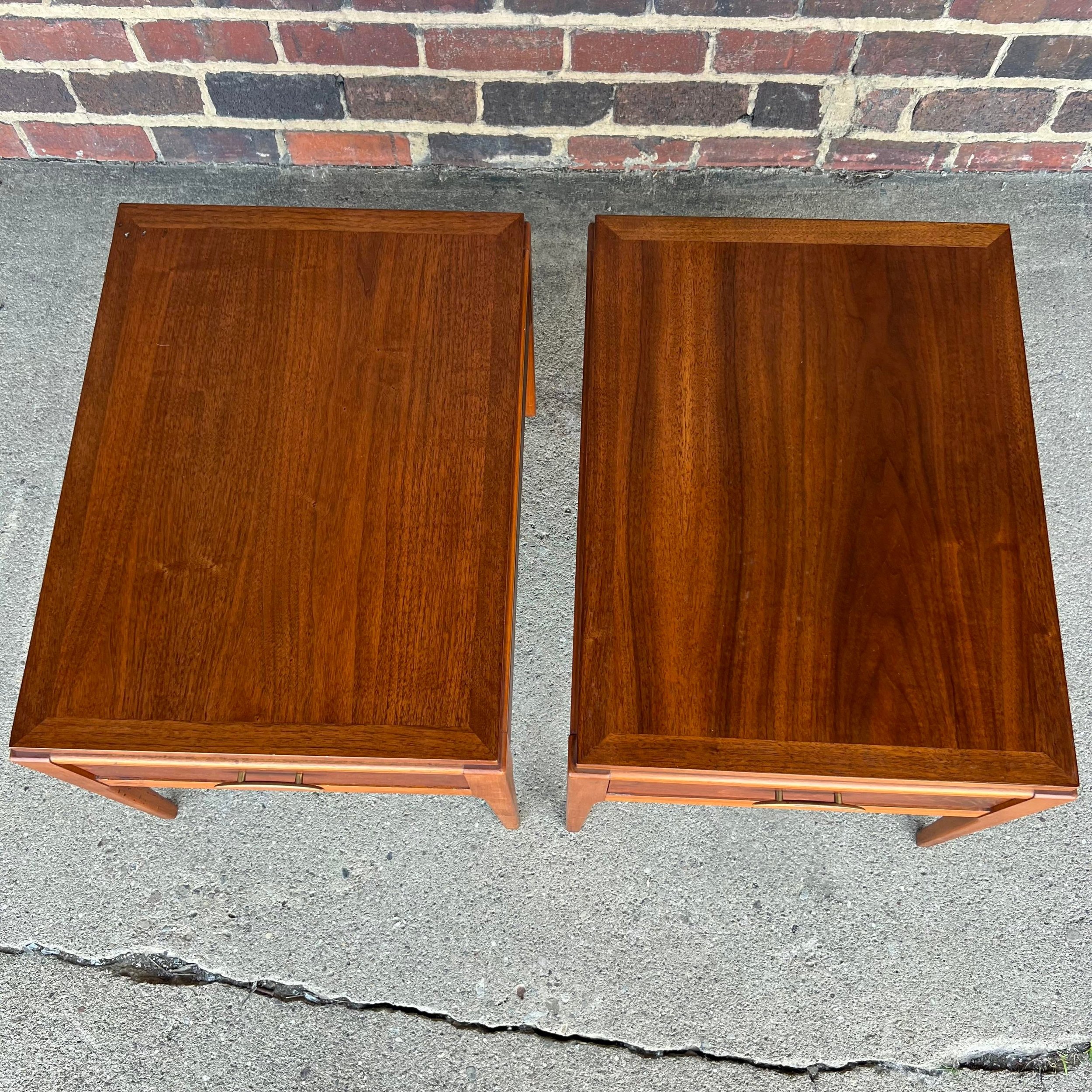 pair-of-mid-century-modern-lane-end-tables-7179.jpeg