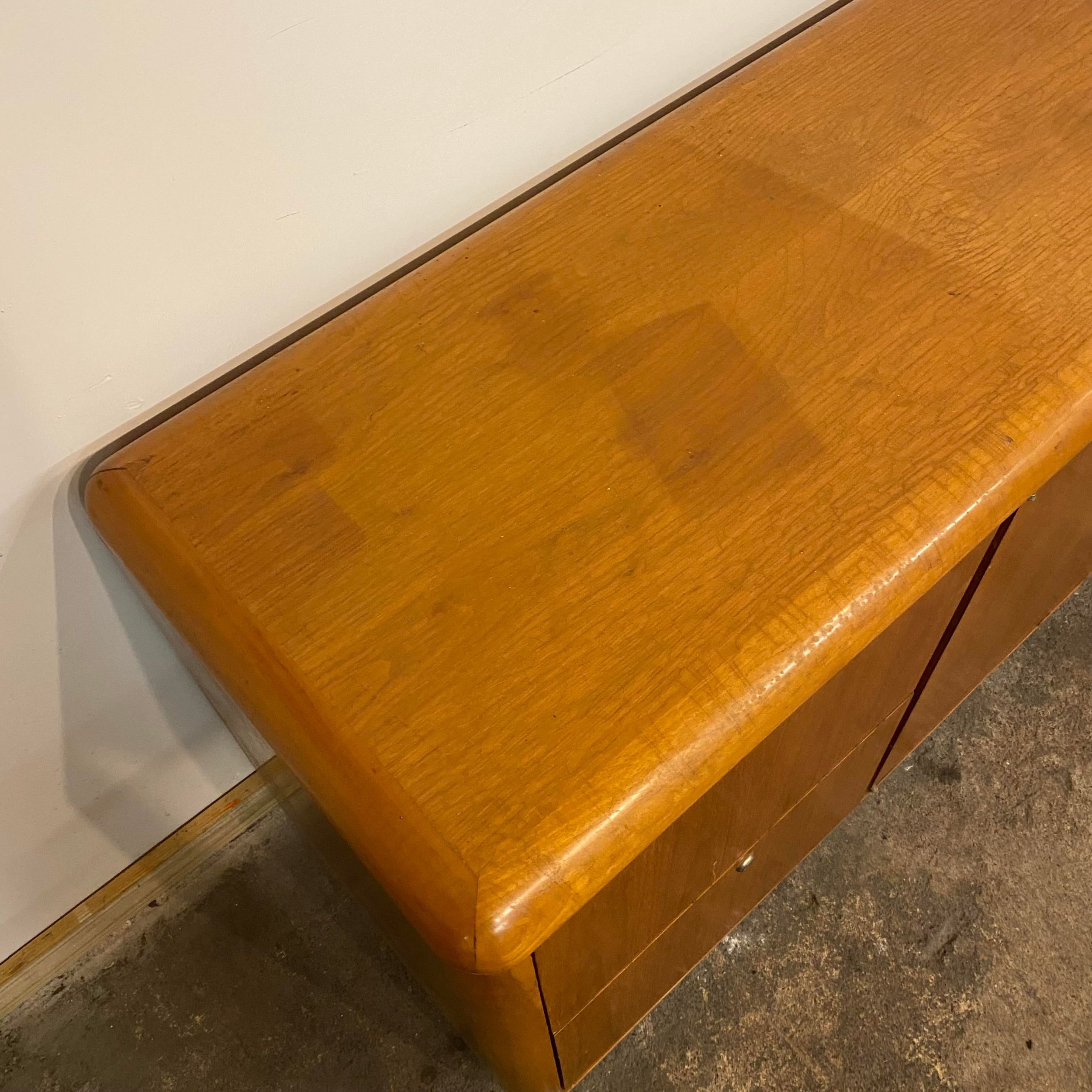 vladimir-kagan-attributed-mid-century-modern-credenza-2894.jpeg