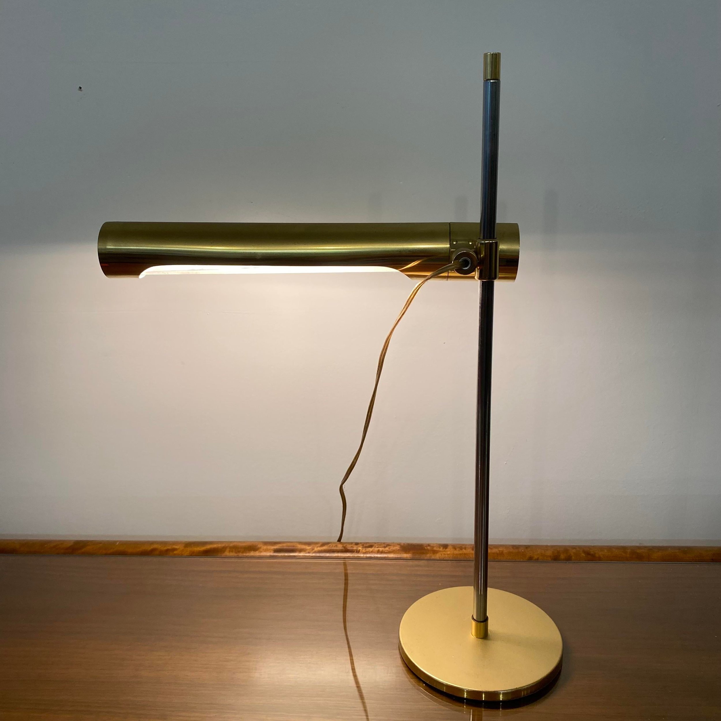 1970s-brass-and-chrome-telescoping-desk-lamp-9993.jpeg