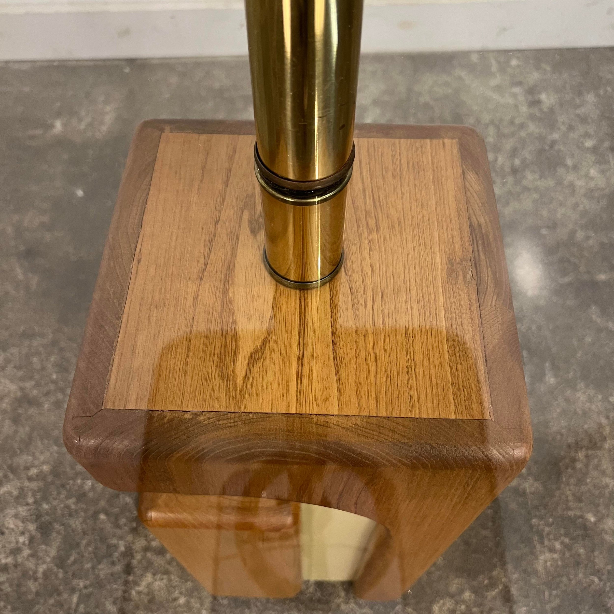 mid-century-modern-floor-lamp-side-table-with-light-up-base-8991.jpeg