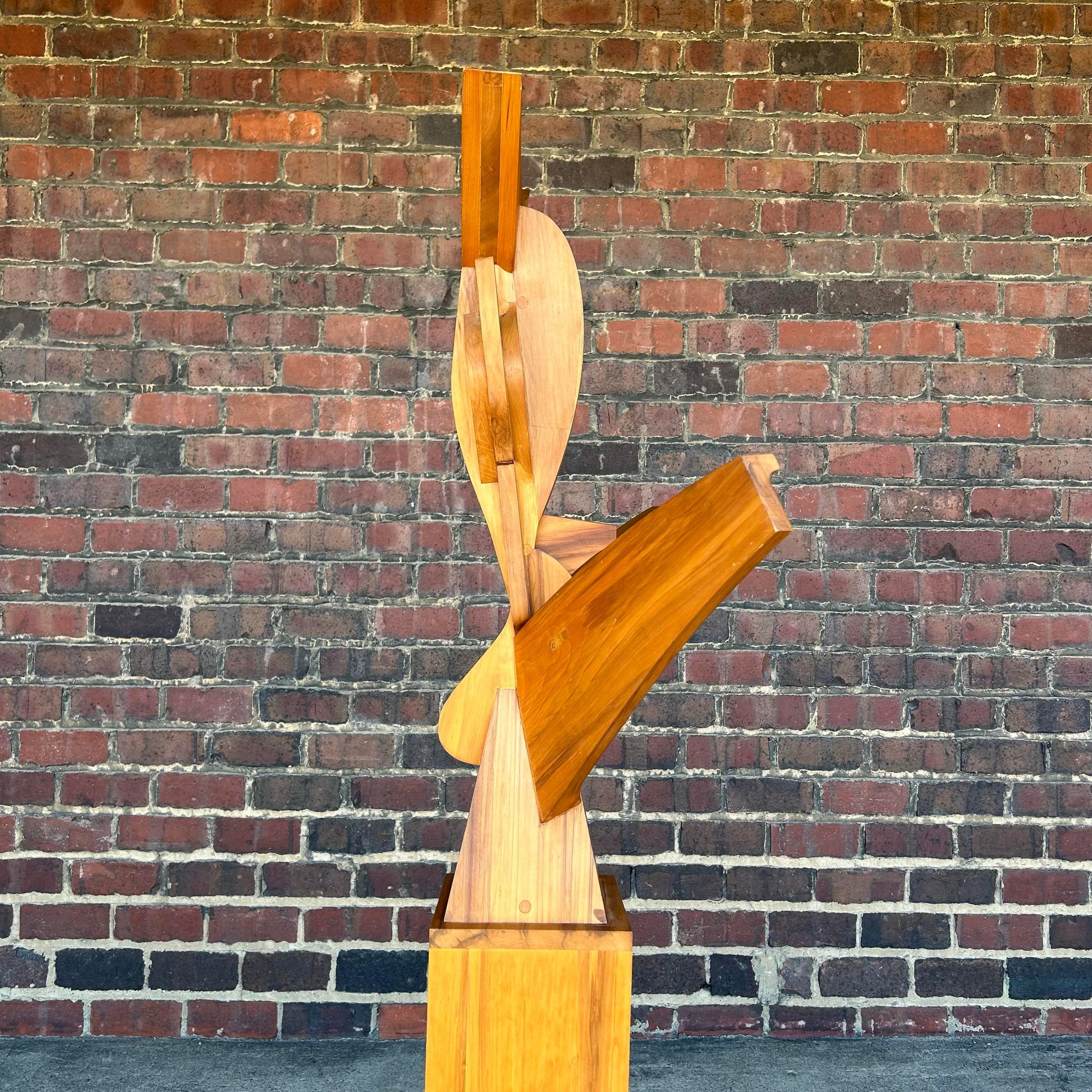 wooden-sculpture-by-w-moore-1977-7-seated-figure-0945.jpeg