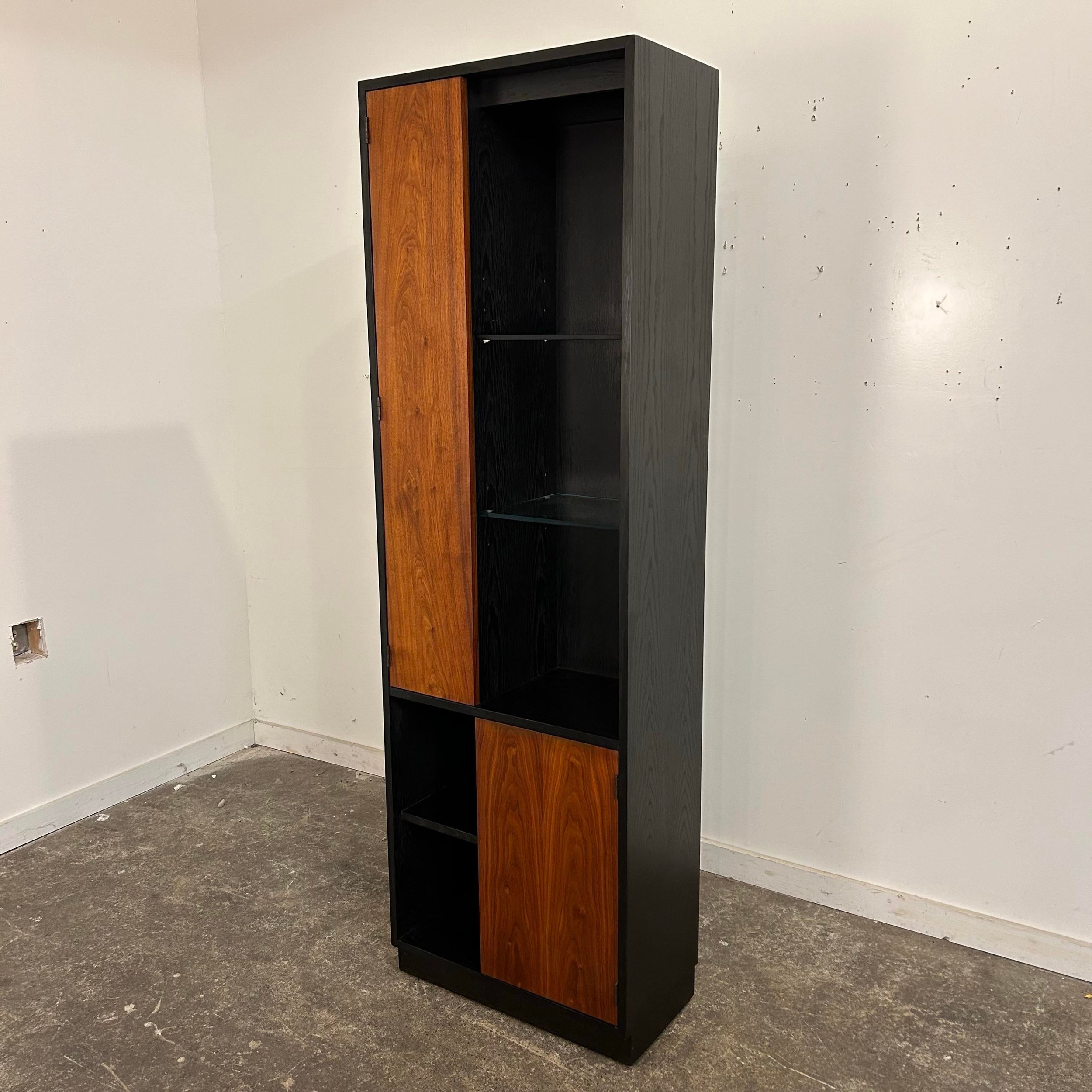 harvey-probber-walnut-and-oak-light-up-display-cabinet-bookcase-6216.jpeg