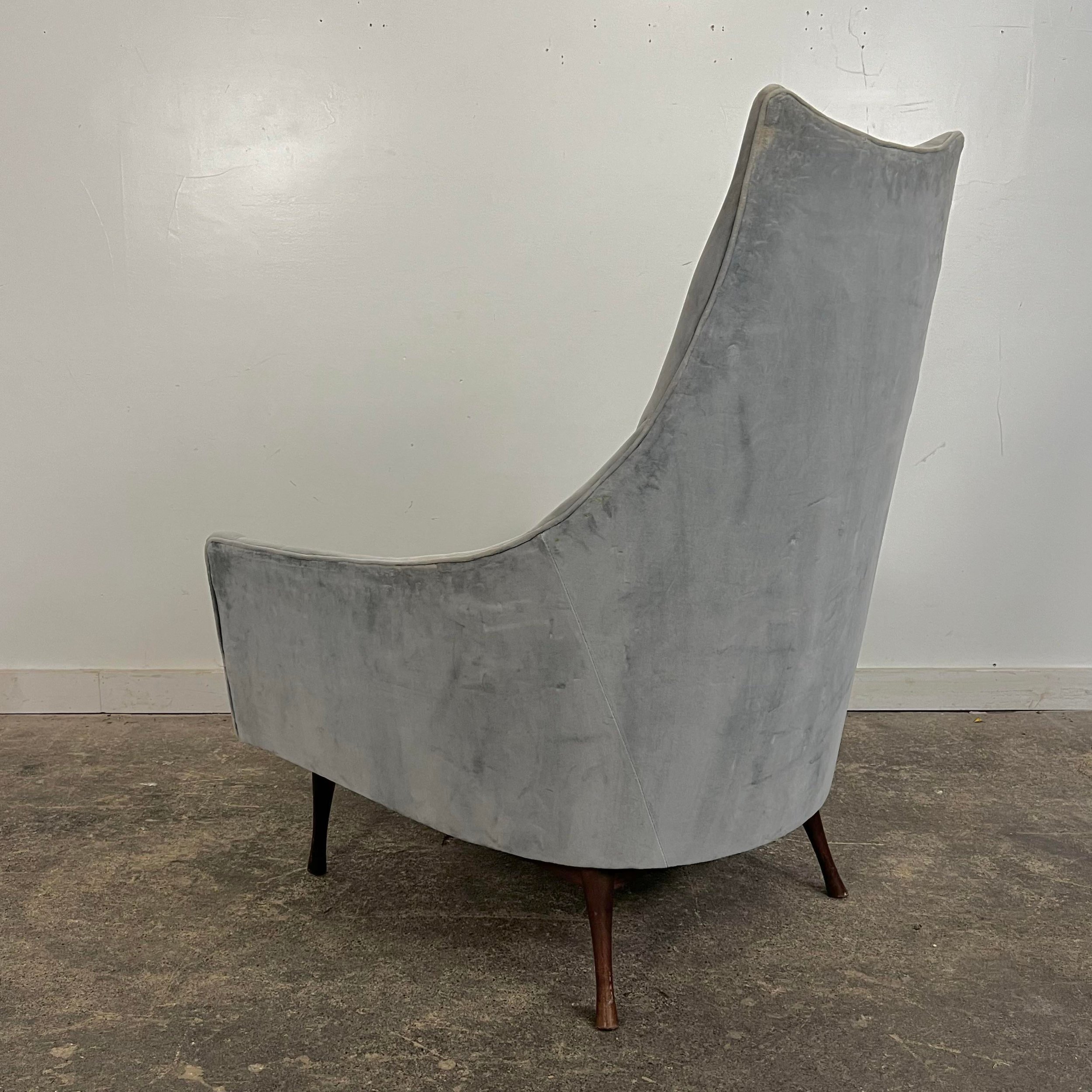 paul-mccobb-for-widdicomb-symmetric-group-armchair-1315.jpeg