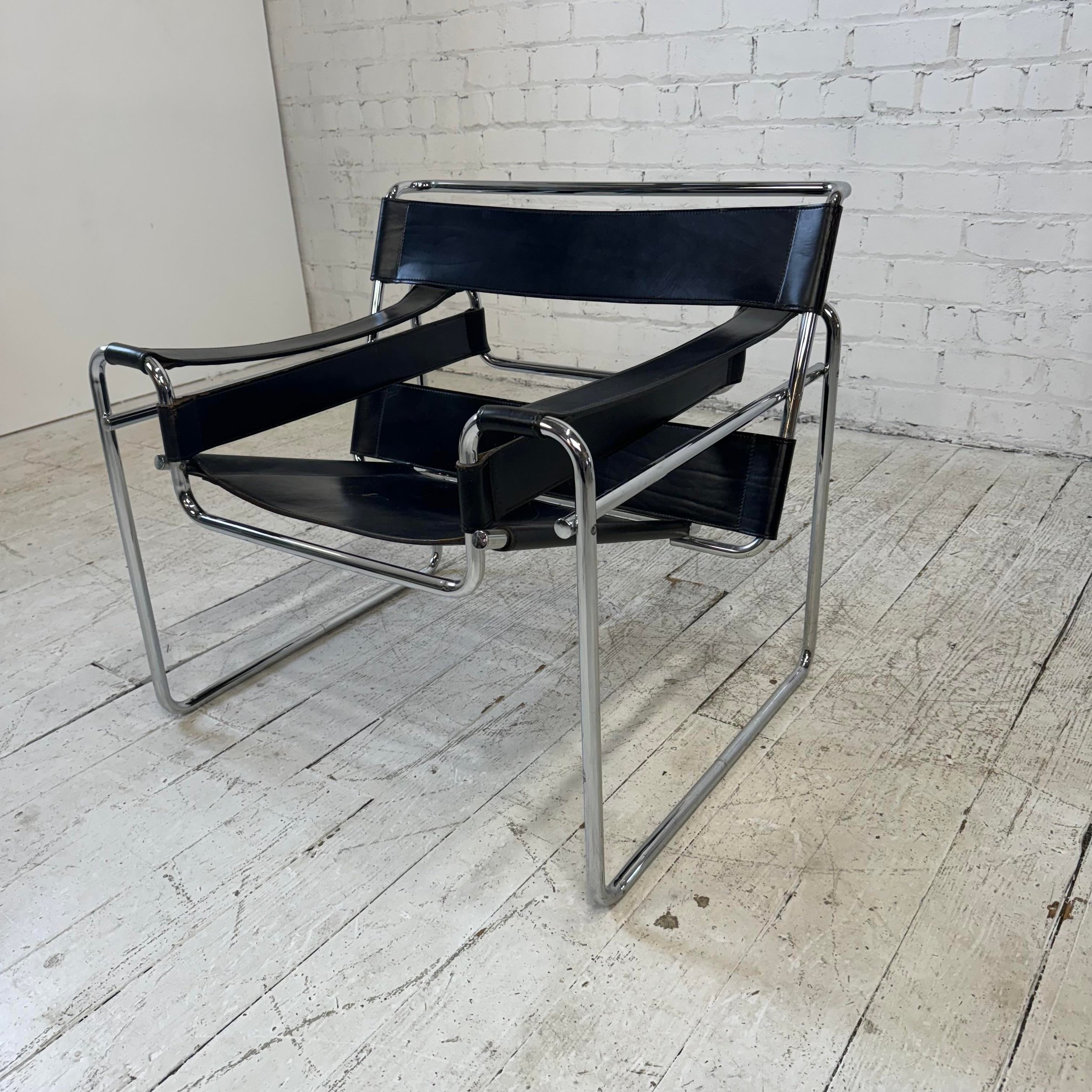 high-quality-real-leather-wassily-chair-not-marked-8063.jpeg