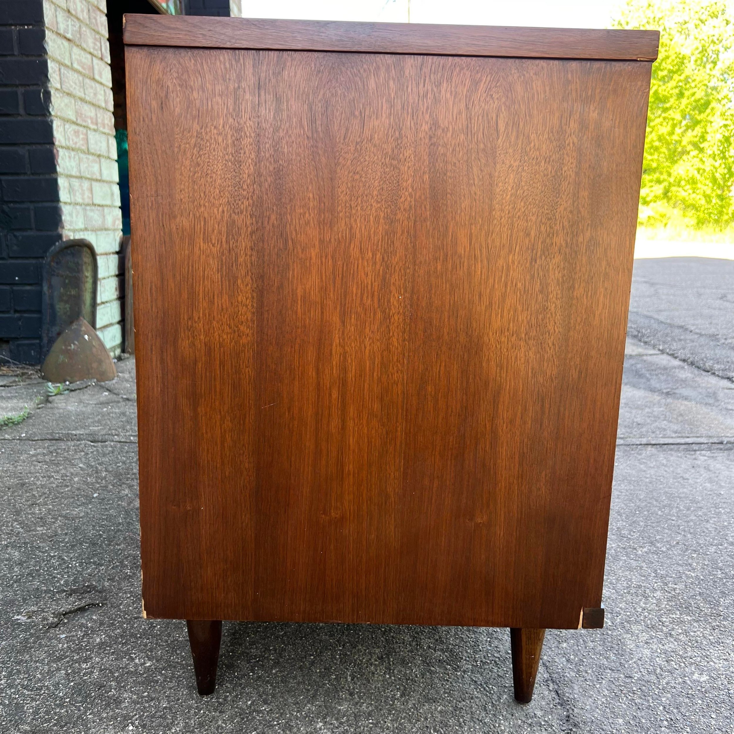 kent-coffey-tableau-6-drawer-low-dresser-3377.jpeg