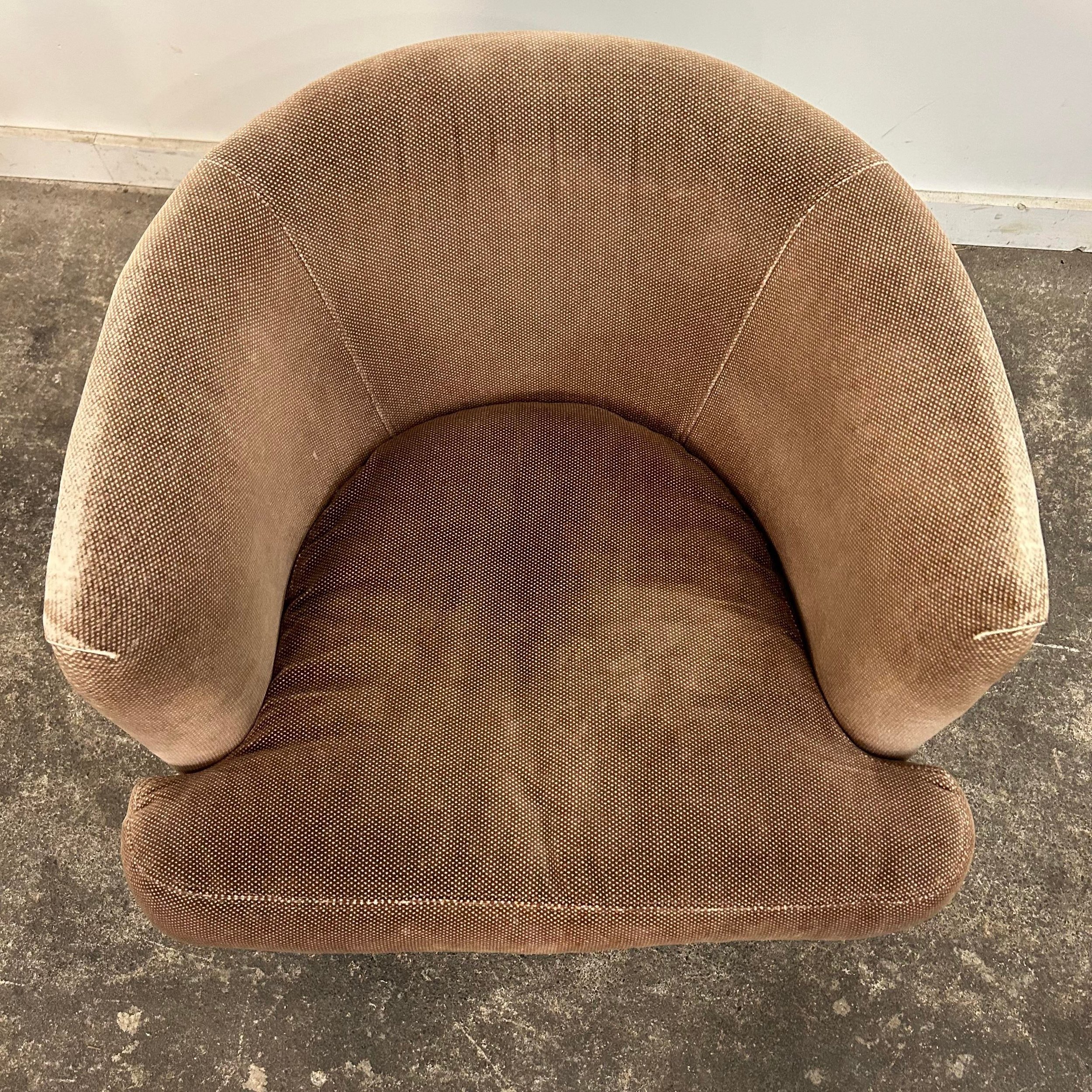 milo-baughman-chrome-club-chair-on-swivel-rock-base-3916.jpeg