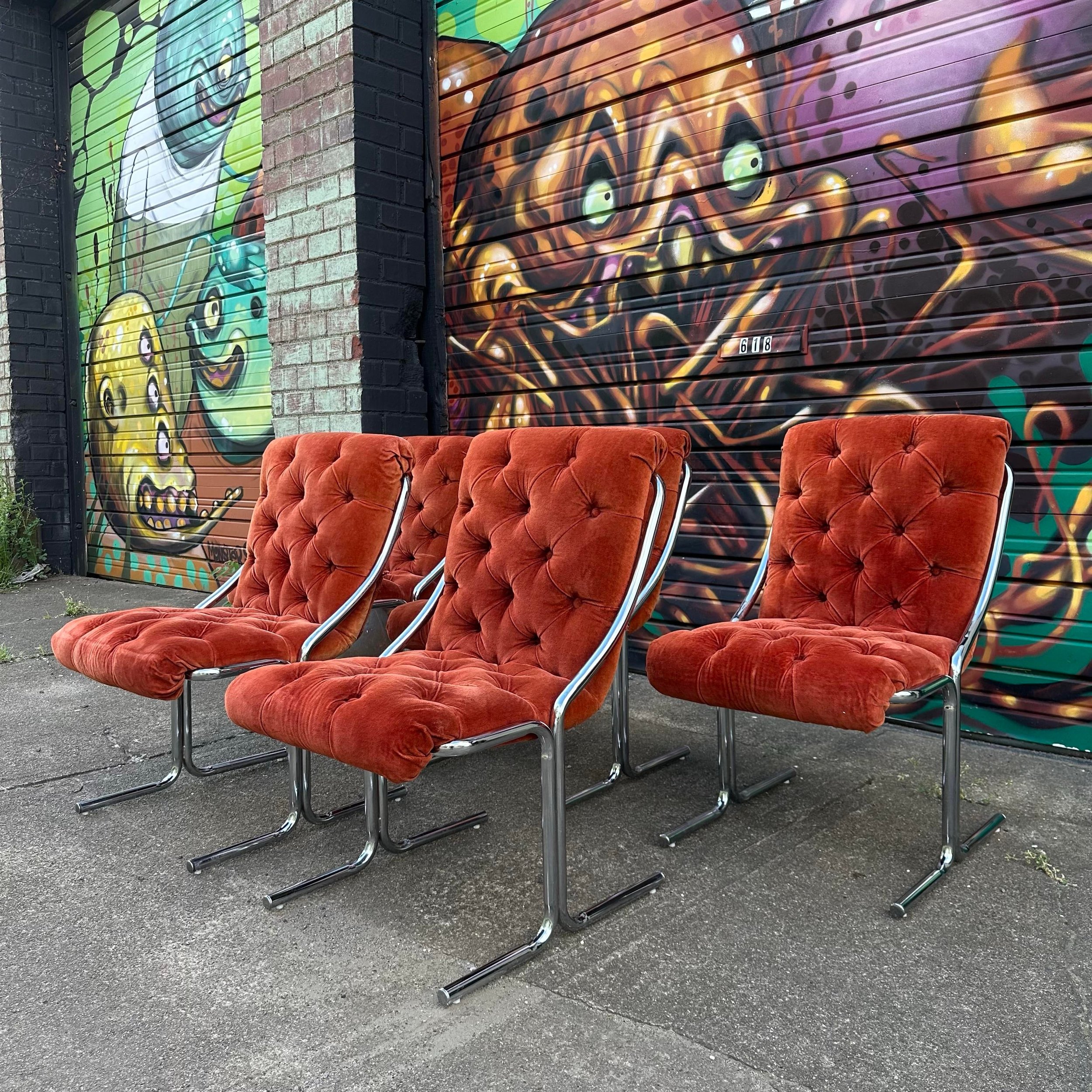 set-of-5-daystrom-chrome-dining-chairs-4683.jpeg